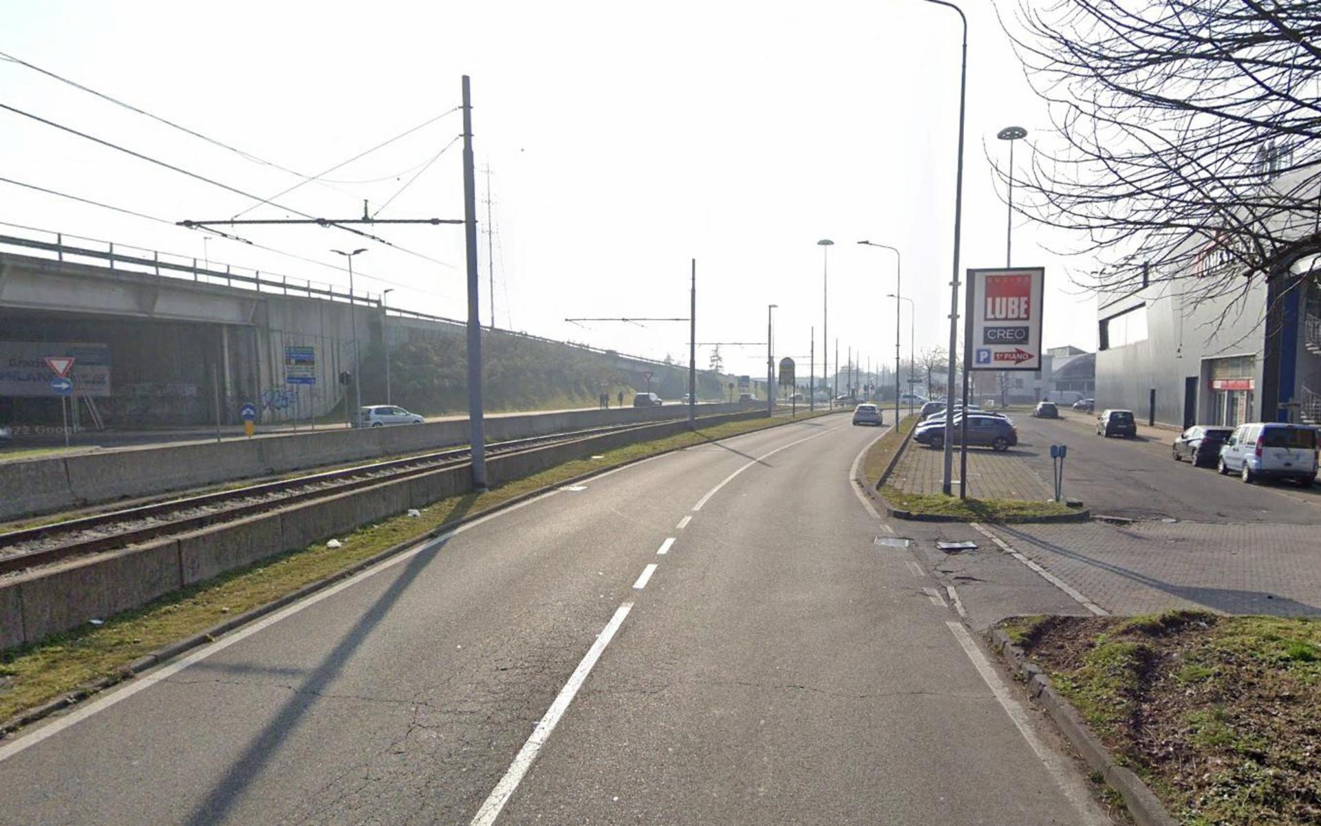 Impianto CARTELLONISTICA a Rozzano, in zona McDonald's