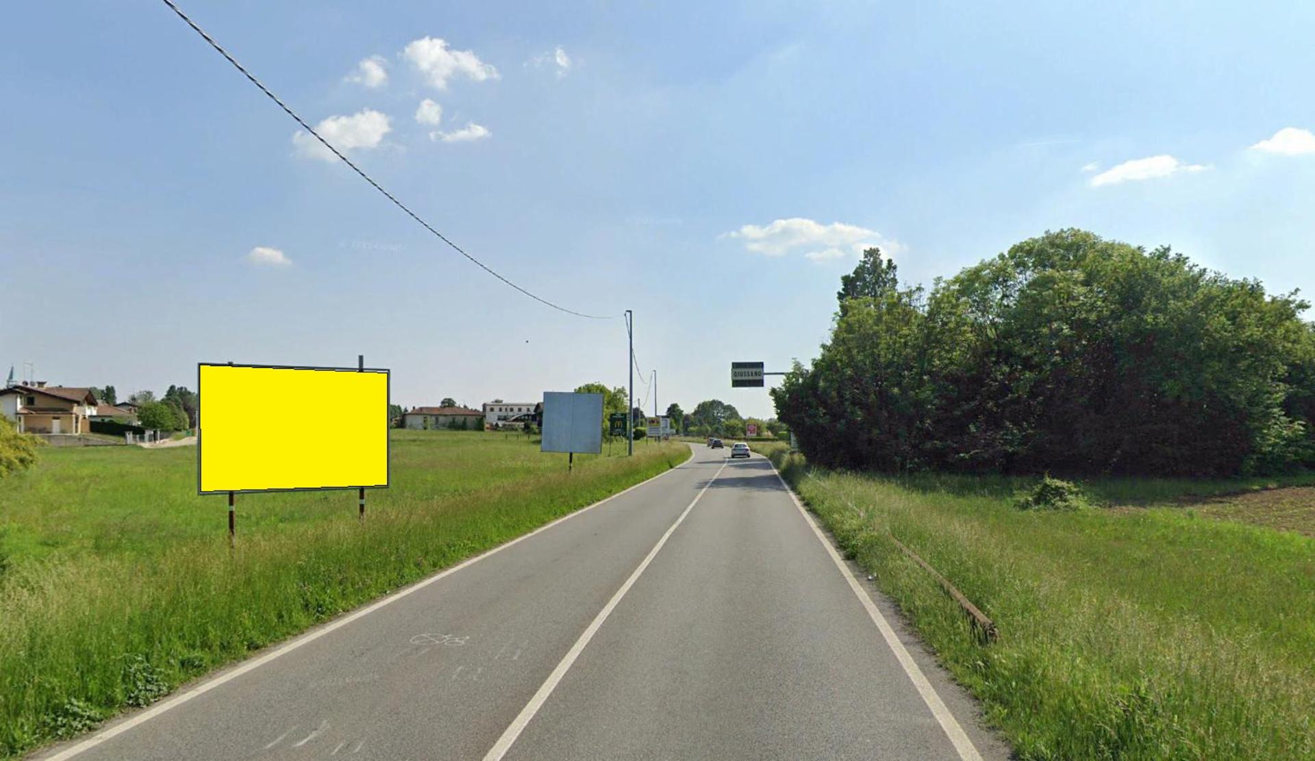 Impianto a SP.9  a 50 mt da confine con Giussano lato sx dir. Giussano  Arosio