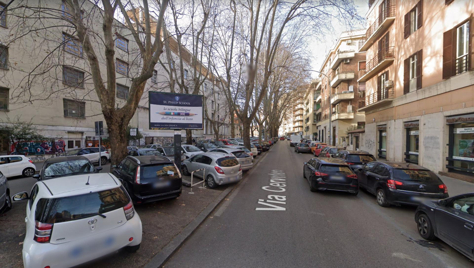 Impianto POSTER a Roma, in zona Estetica & Nails