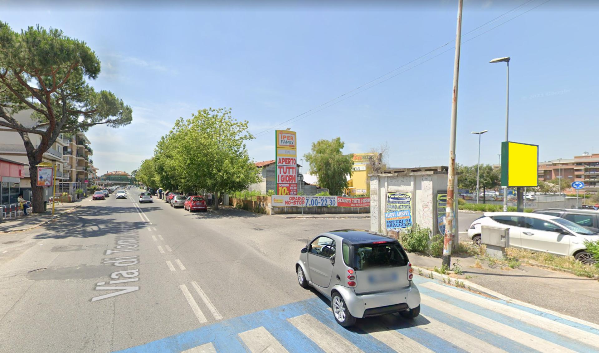 Impianto POSTER a Roma, in zona IperFamily