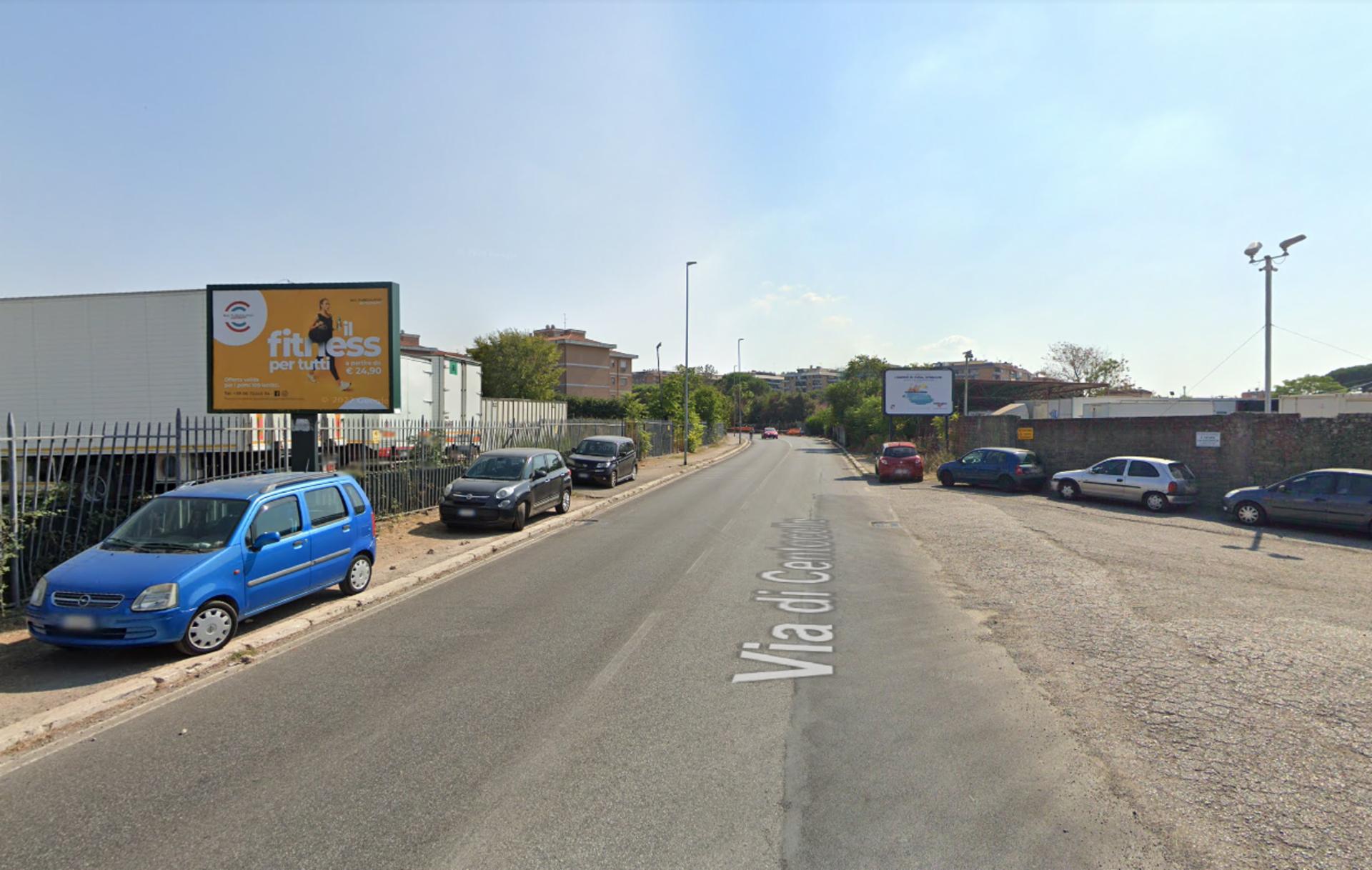 Impianto POSTER a Roma, in zona In's Mercato