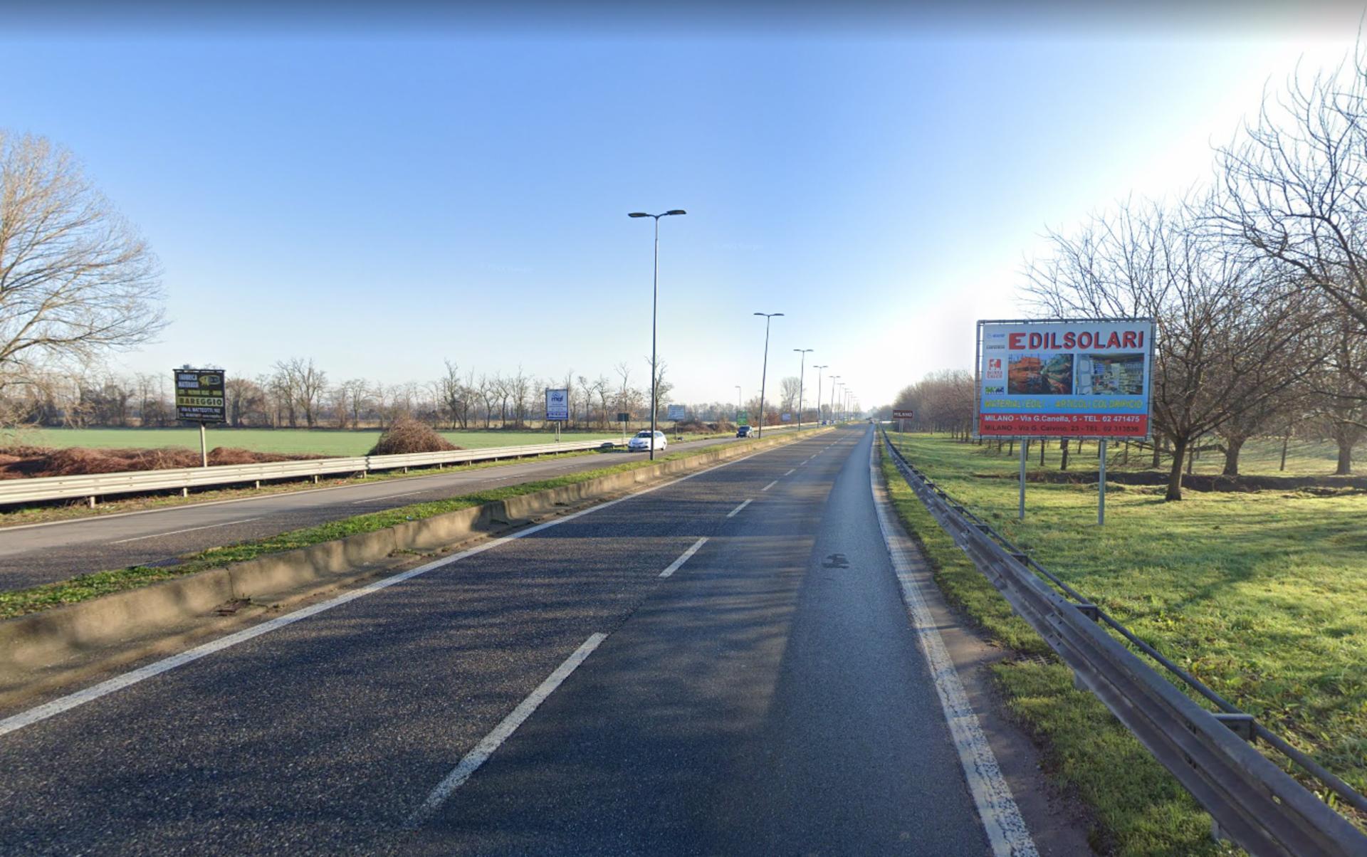 Impianto a VIA CUSAGO 30 MT PRIMA DEL CONFINE CON MILANO DIR. MILANO  Cusago