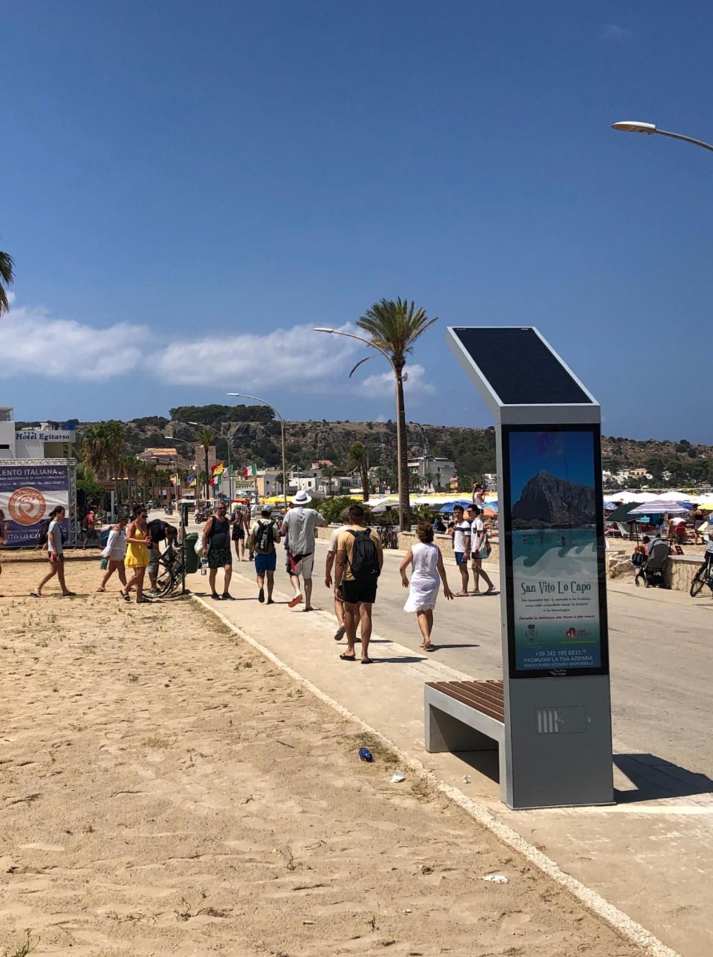 Impianto TOTEM a San Vito Lo Capo, in zona Cous Cous Fest Pala Bia