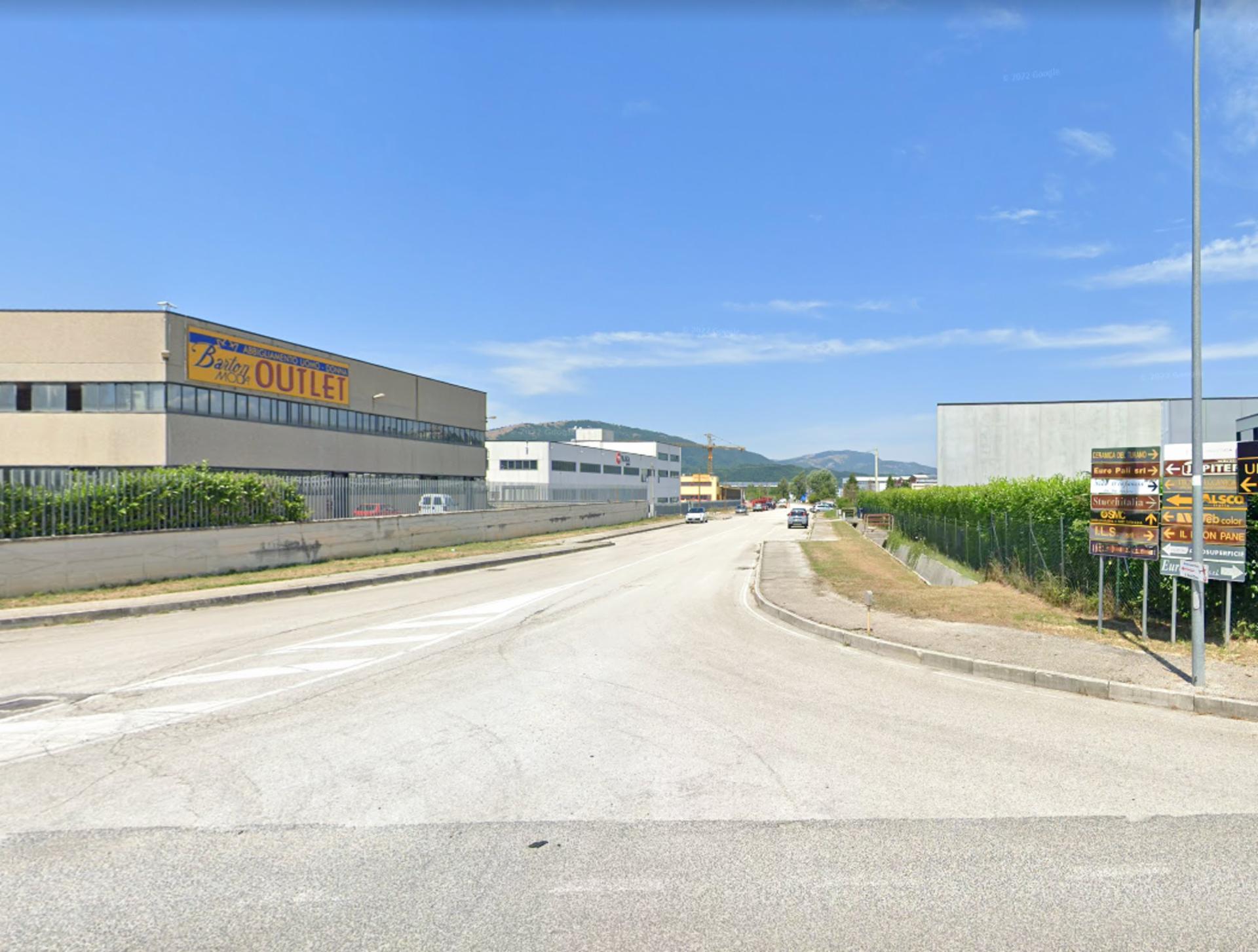 Impianto frecce / preinsegne a Oricola