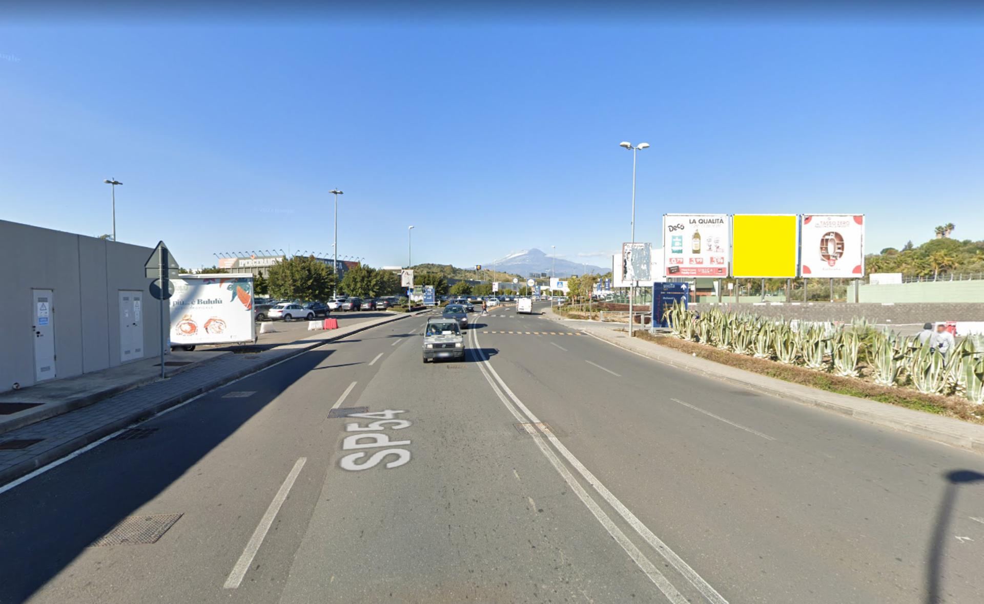 Impianto MEDI FORMATI a Misterbianco, in zona Maisons du Monde