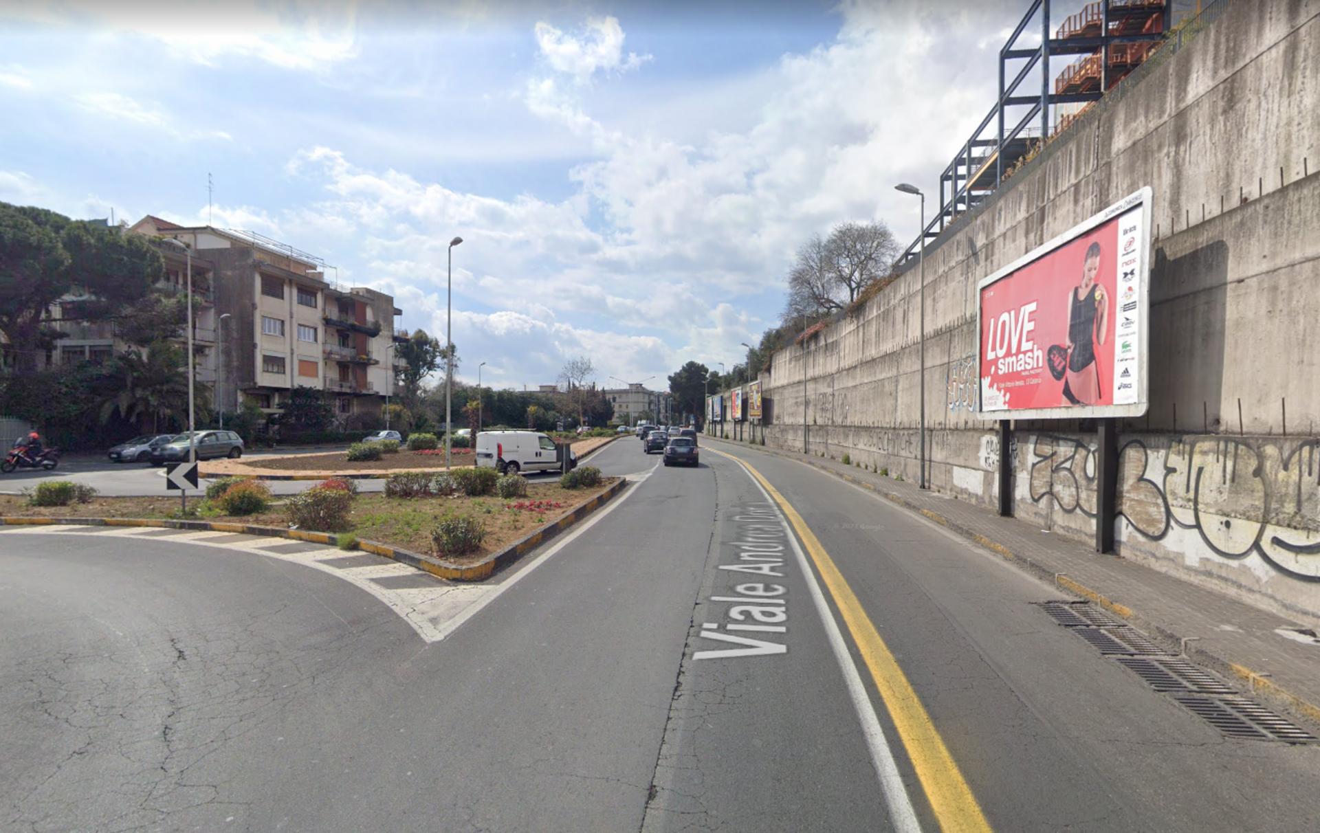 Impianto 6 X 3 a Catania, in zona Istituto di istruzione secondaria superiore Enrico Fermi-Filippo Eredia - plesso Enrico Fermi