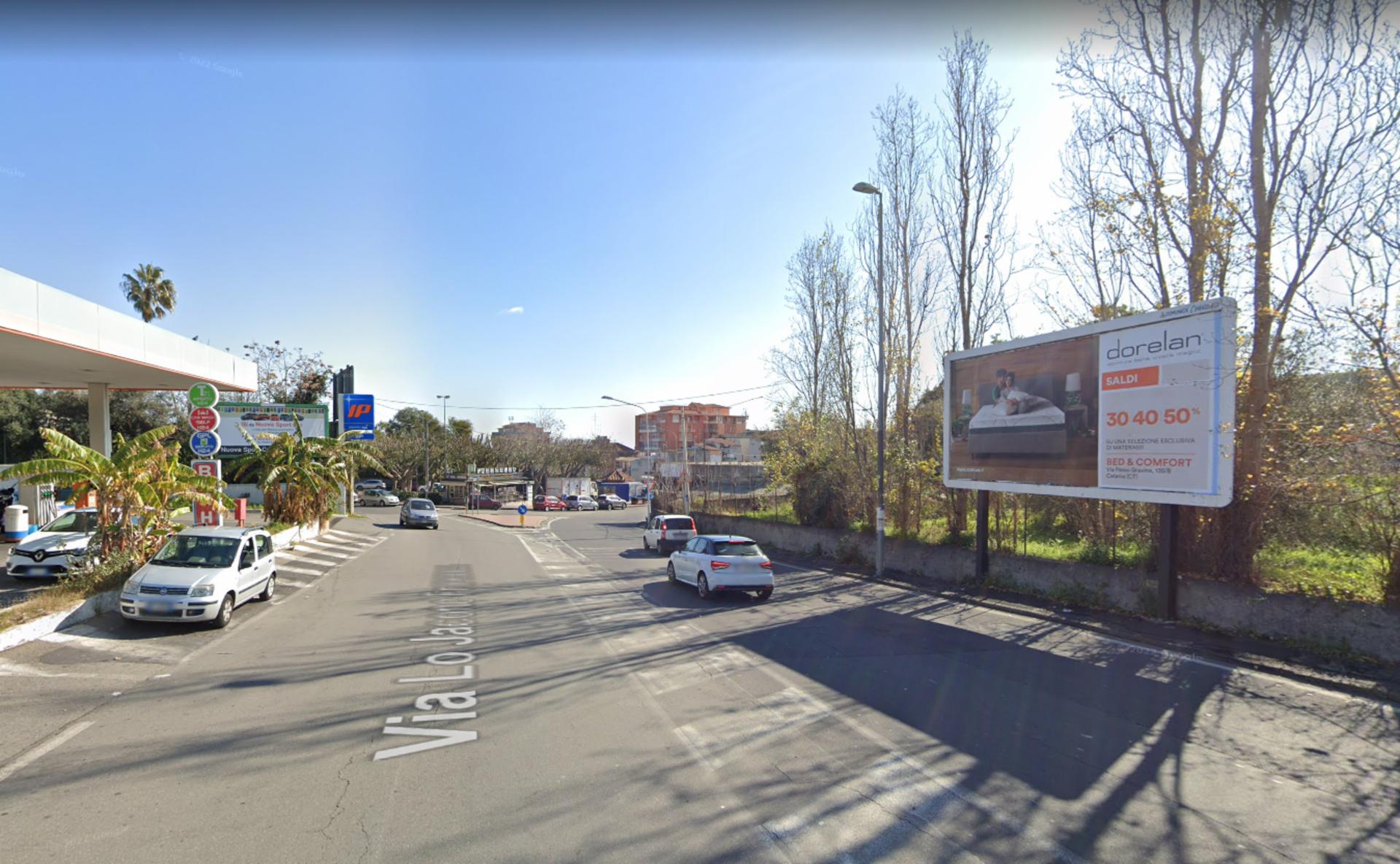 Impianto 6 X 3 a Catania, in zona Per Lei Parrucchieri Mariella