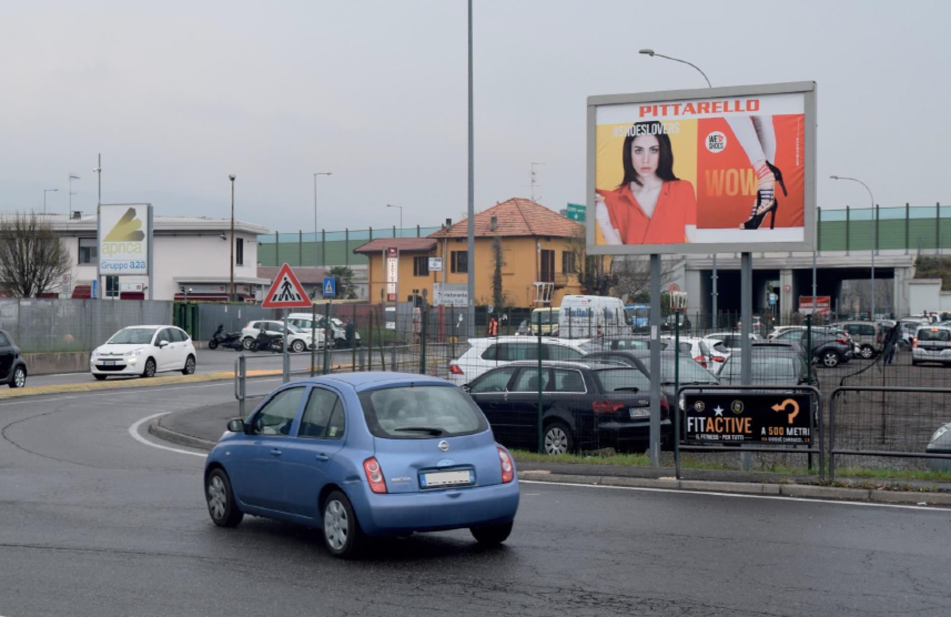 Impianto POSTER a Montano Lucino, in zona Gros Market