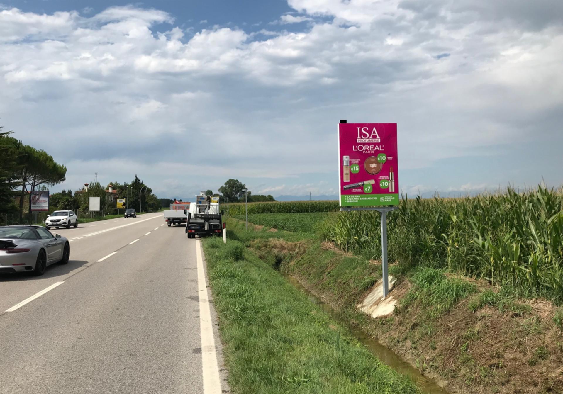 Impianto CARTELLONISTICA a Latisana, in zona Aditec