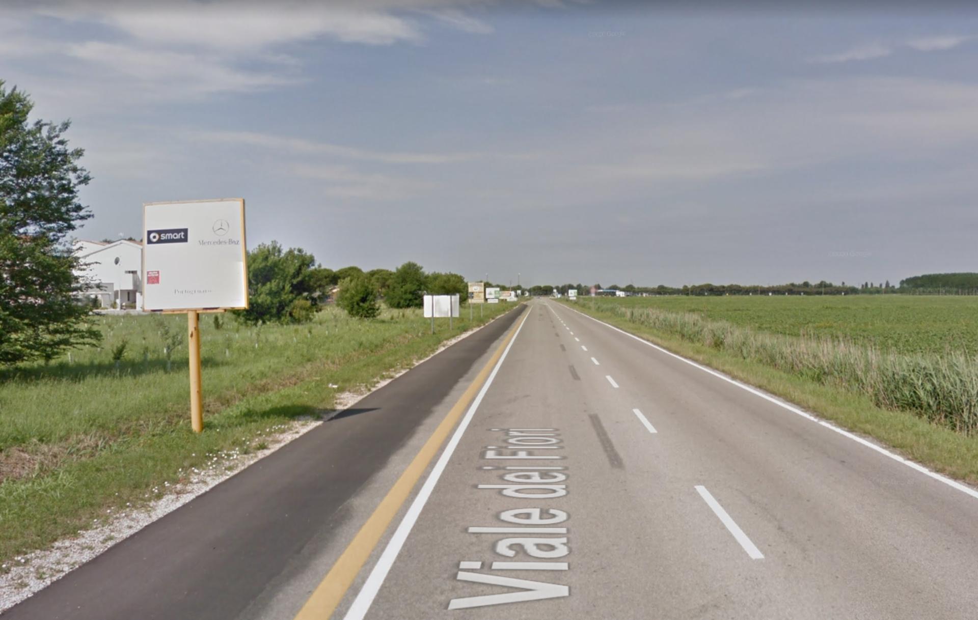 Impianto CARTELLONISTICA a Eraclea, in zona PizzArt al mare