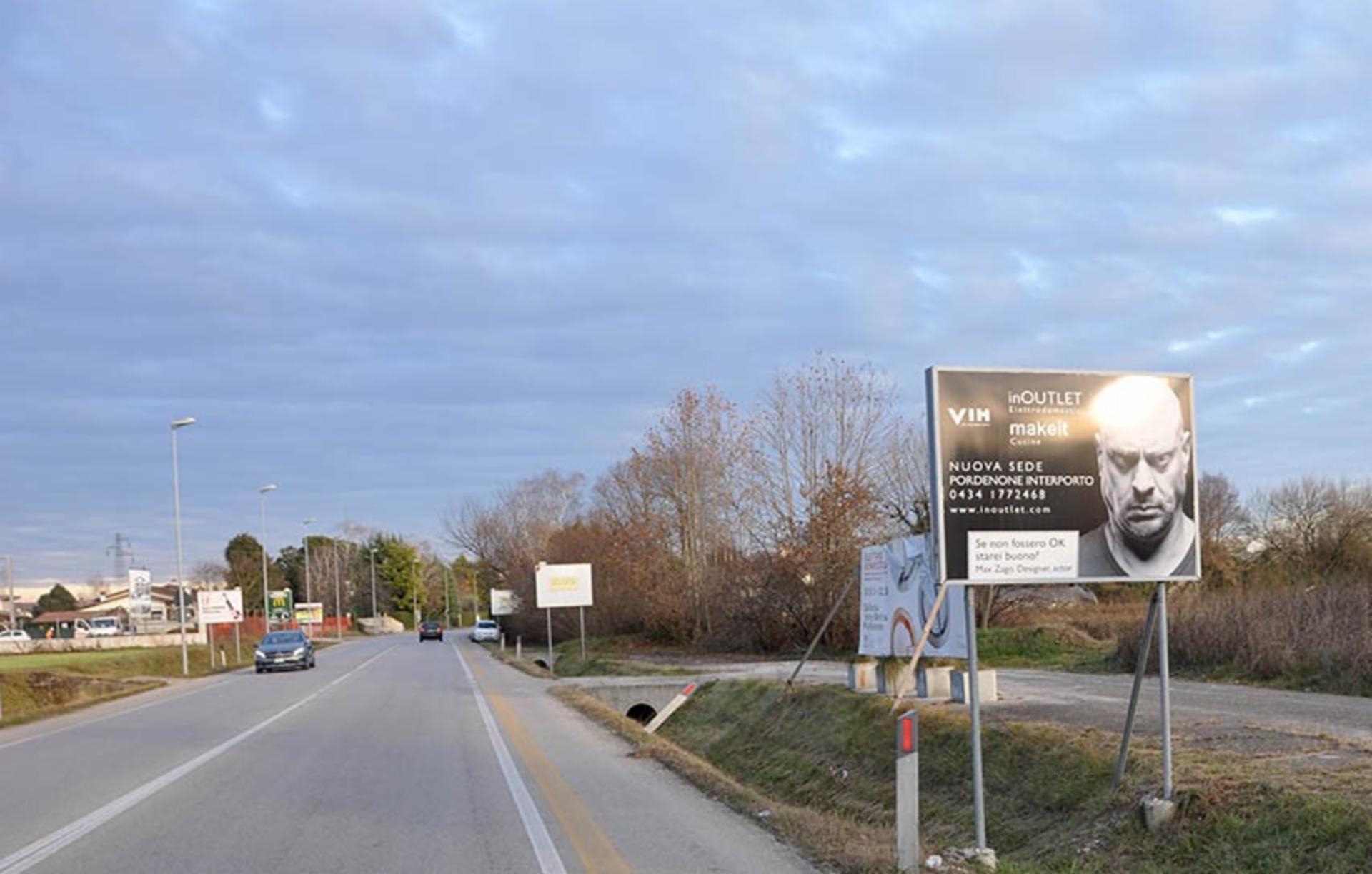 Impianto CARTELLONISTICA a Pordenone, in zona Liceo Leopardi-Majorana