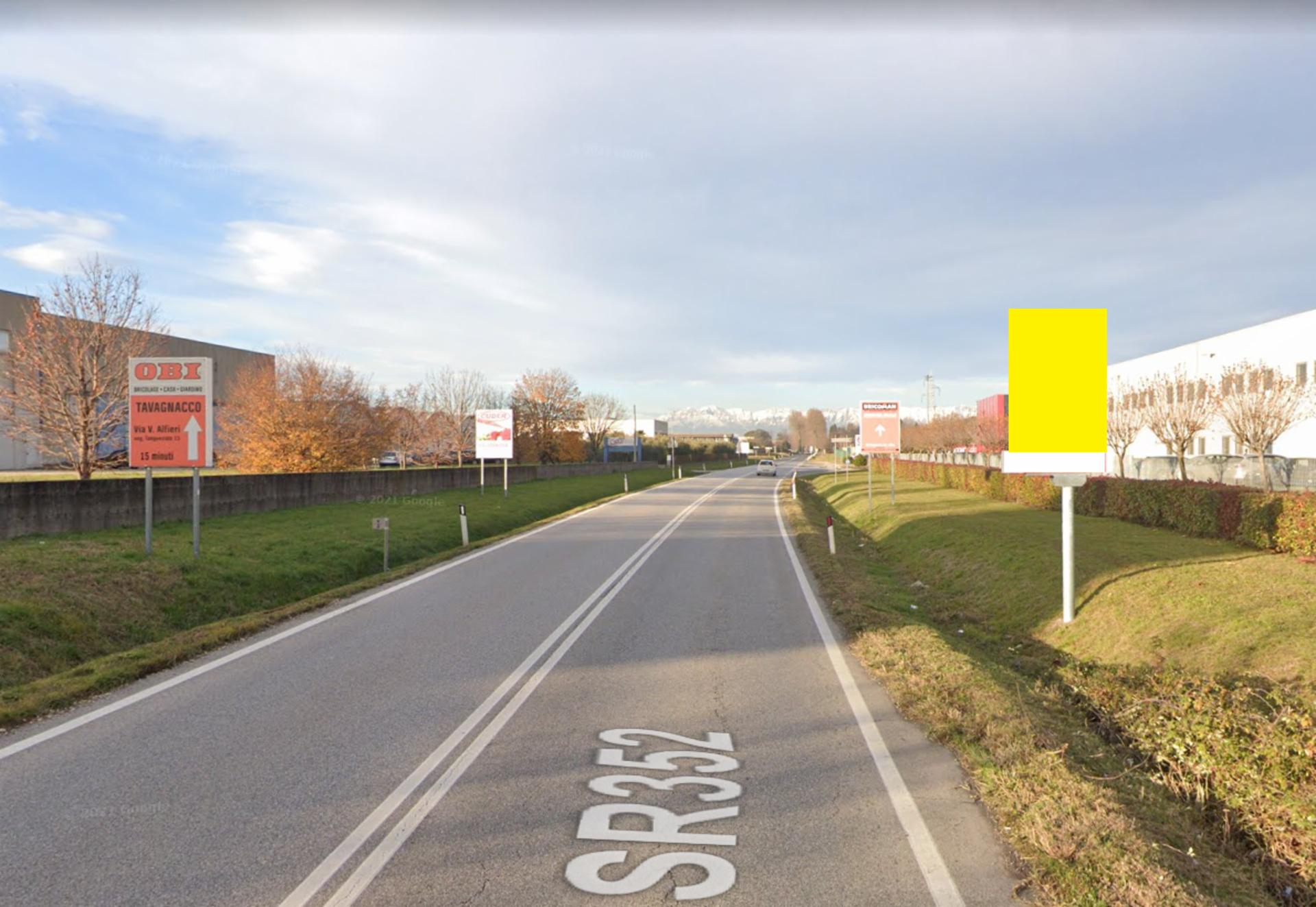 Impianto CARTELLONISTICA a Pavia di Udine, in zona All'Invidia