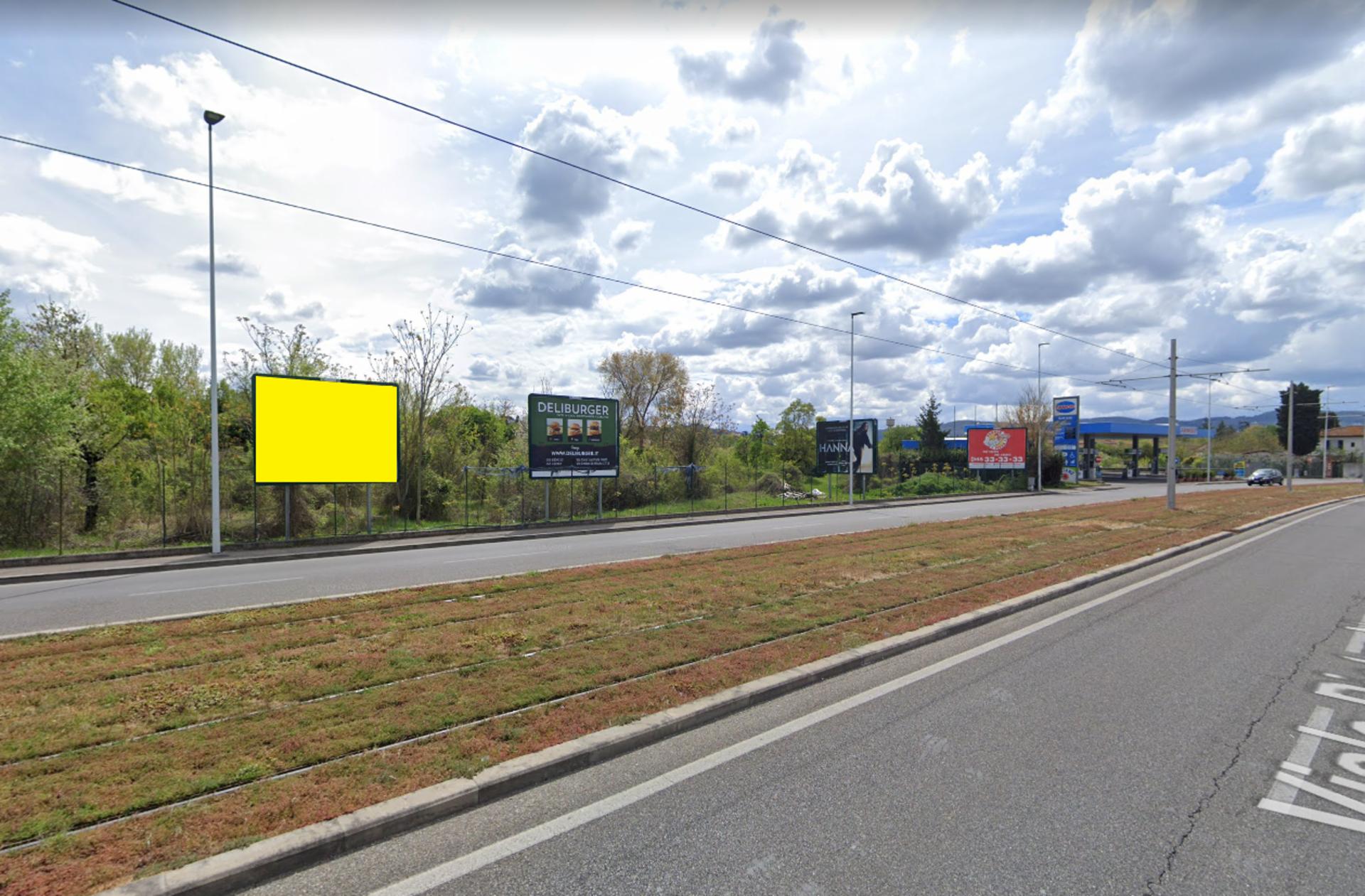 Impianto POSTER a Firenze, in zona McDonald's