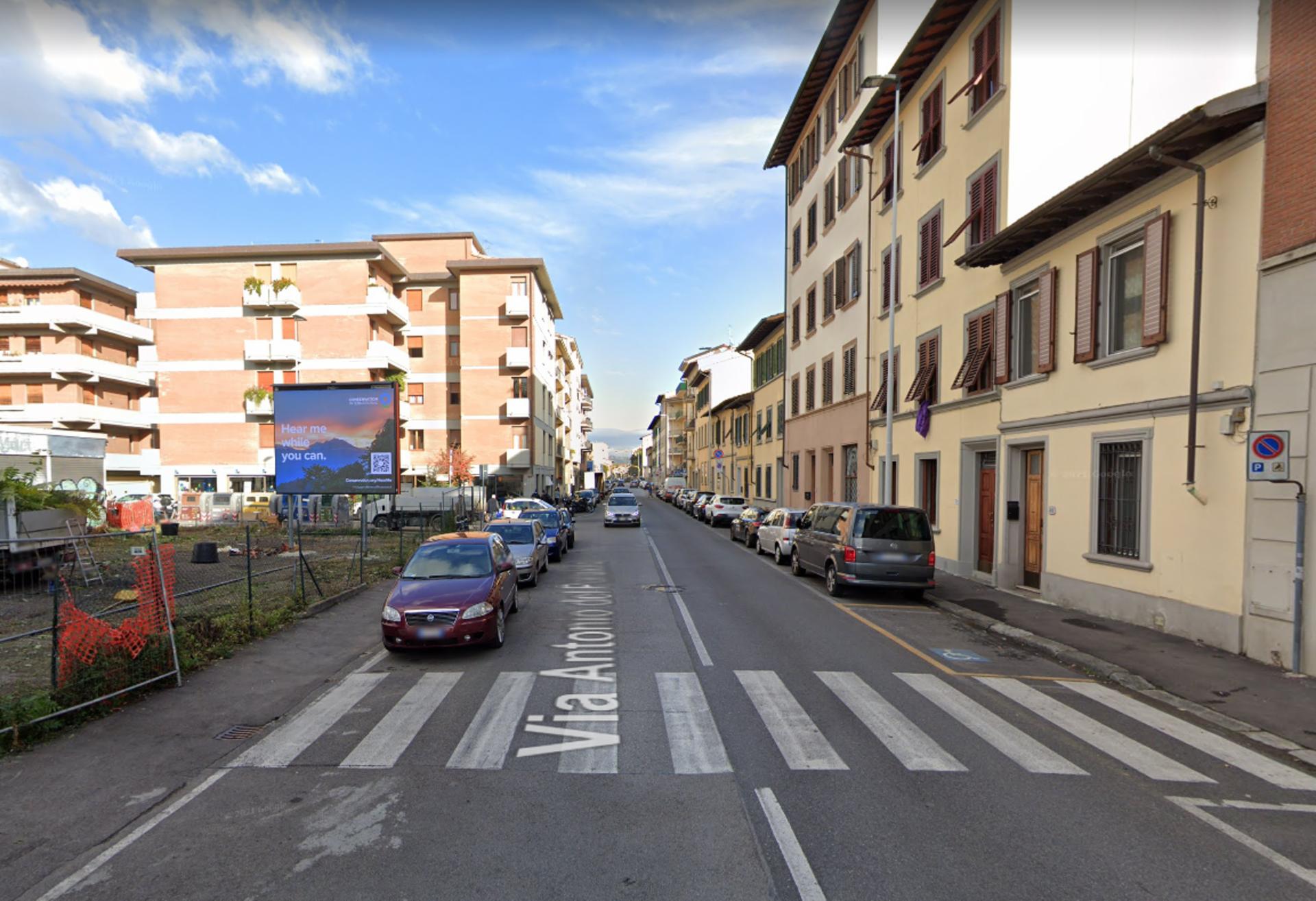 Impianto DISPLAY / LED a Firenze, in zona Carmela ricci hair