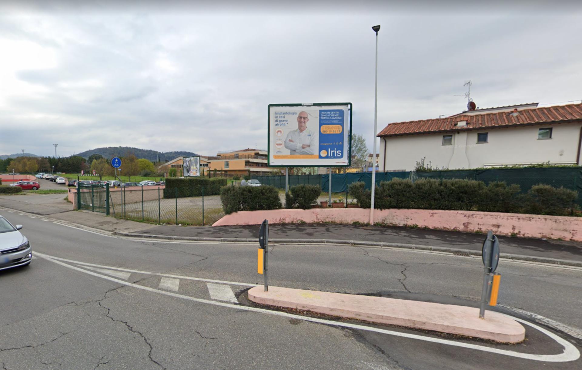 Impianto POSTER a Firenze, in zona Bar Pasticceria Il Pino