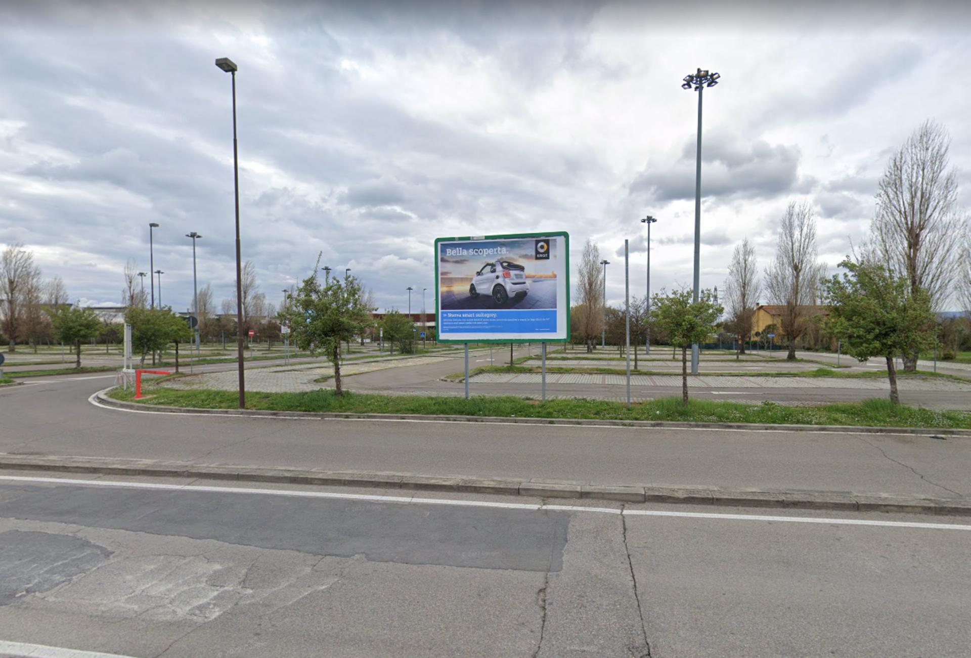 Impianto POSTER a Campi Bisenzio, in zona Centro commerciale 