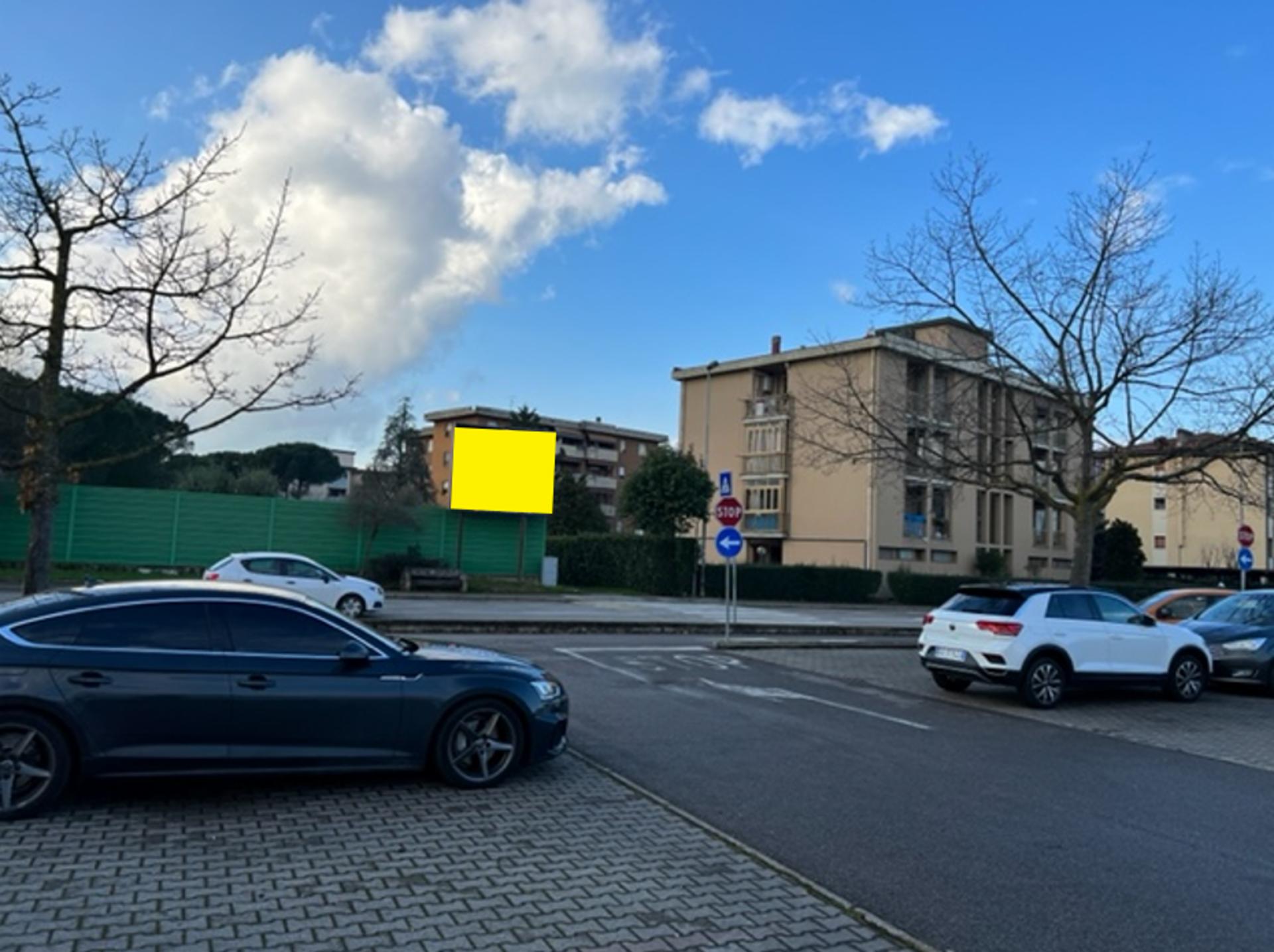 Impianto DISPLAY / LED a Lastra a Signa, in zona Officina del Gusto