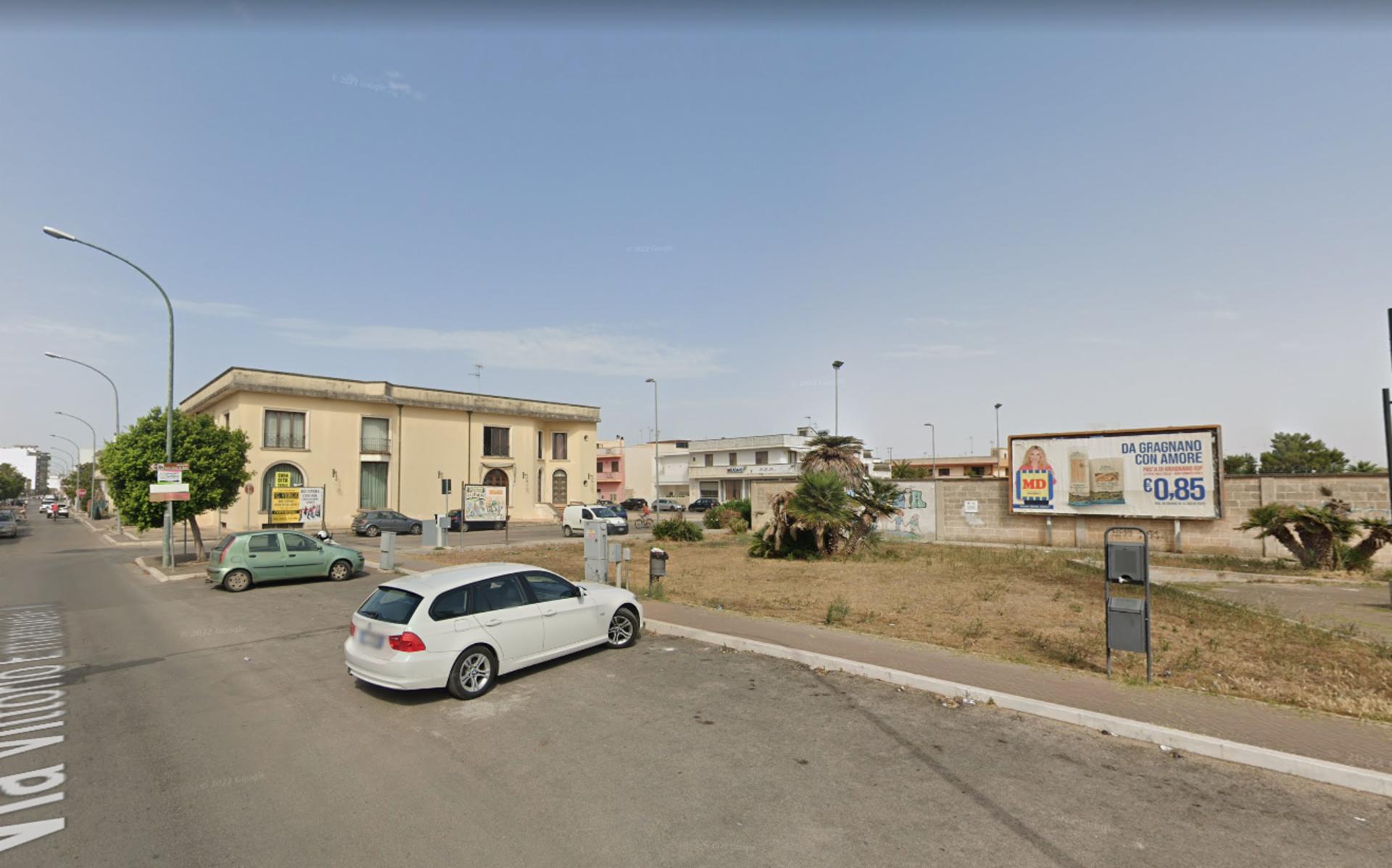 Impianto 6 X 3 a Copertino, in zona Parrocchia Sacro Cuore di Gesù