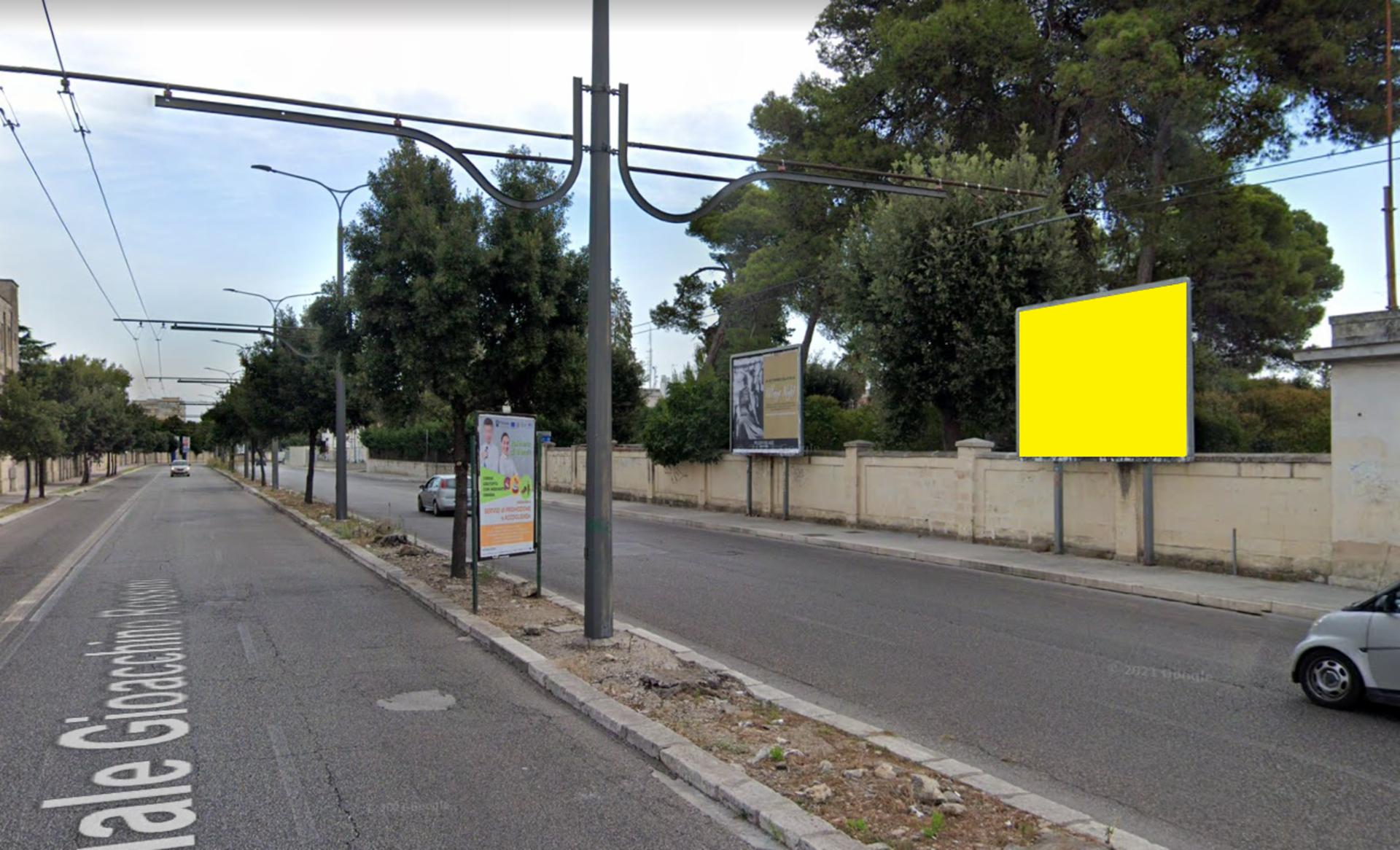 Impianto POSTER a Lecce, in zona Nat Market