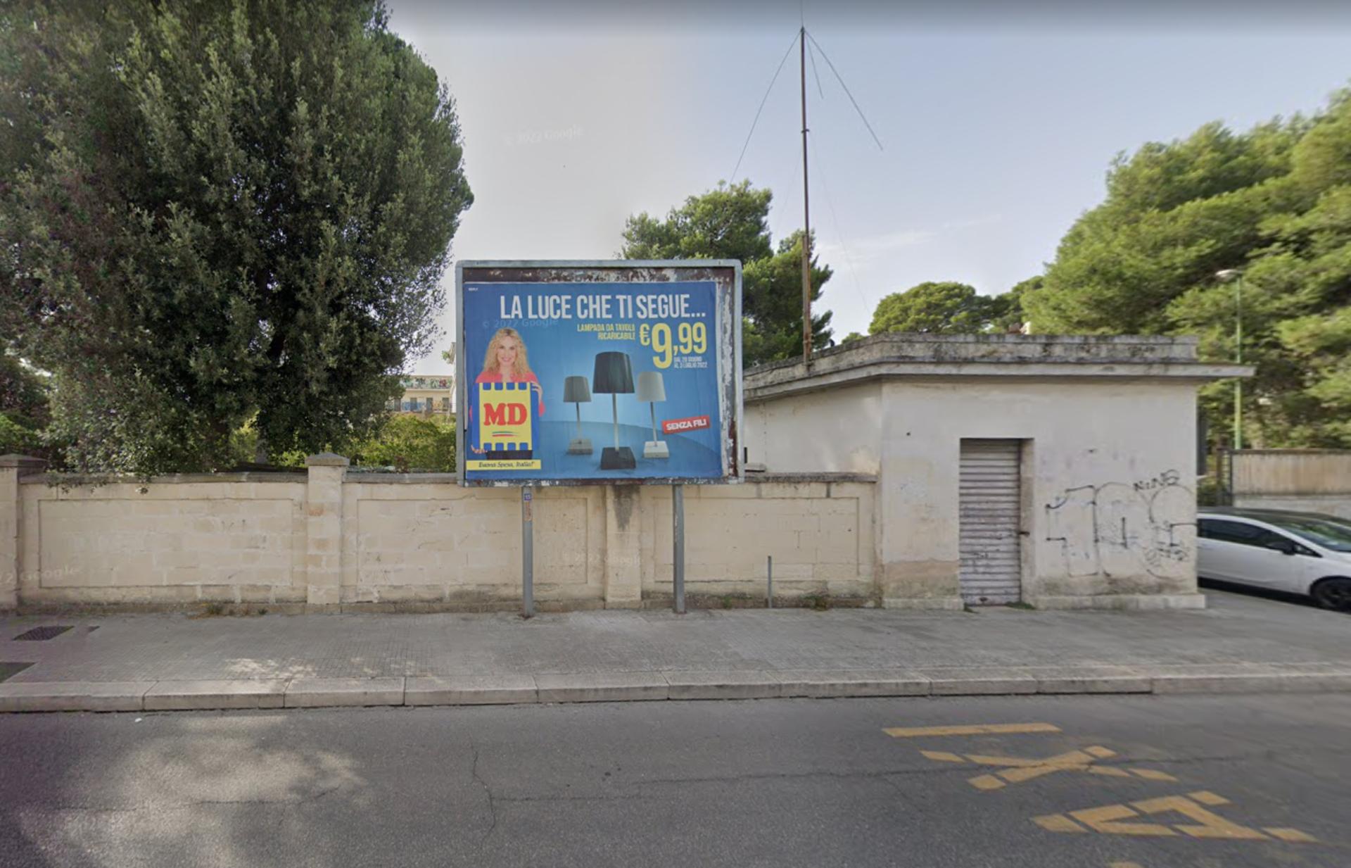 Impianto POSTER a Lecce, in zona Nat Market