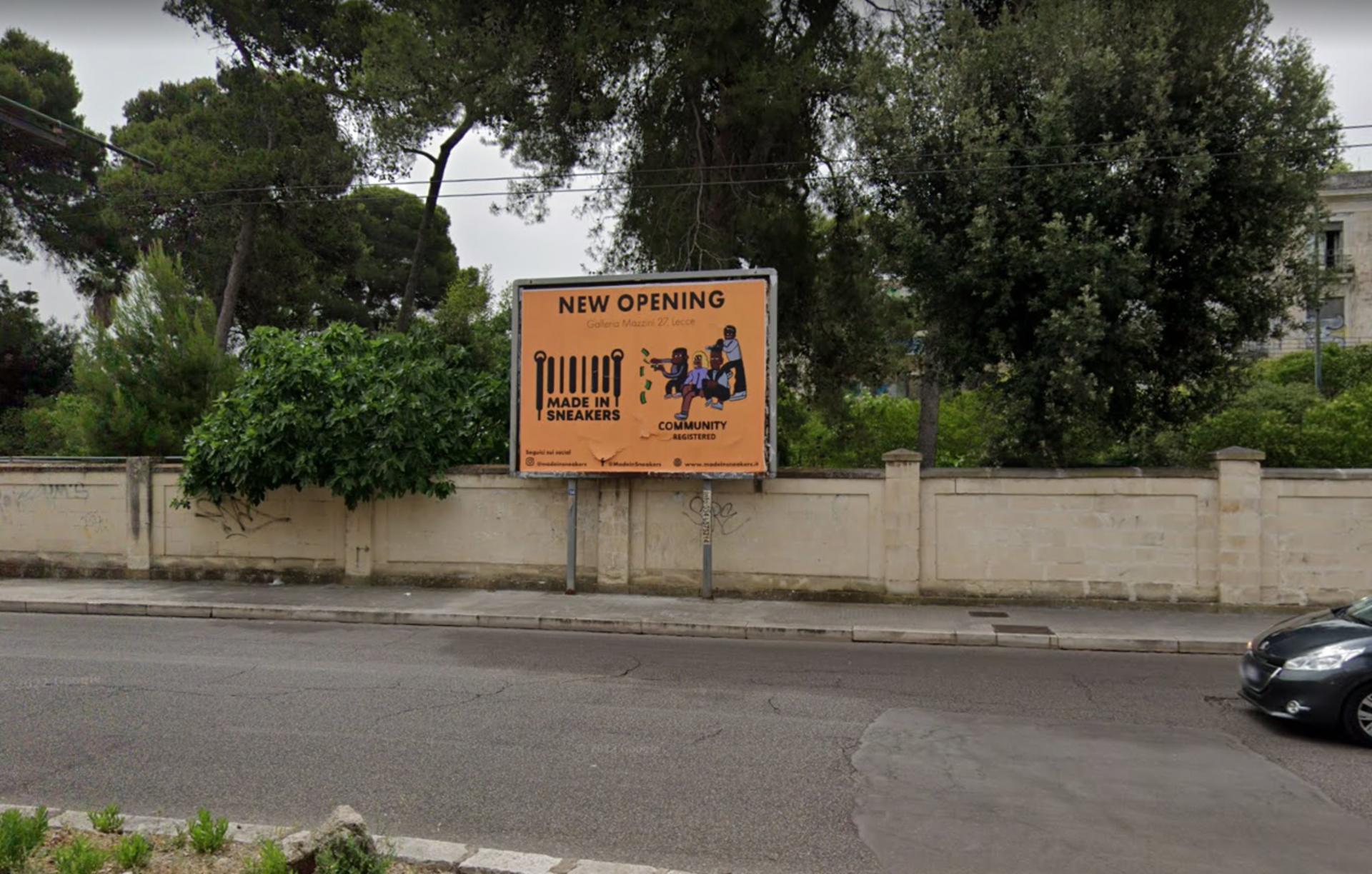 Impianto POSTER a Lecce, in zona Nat Market
