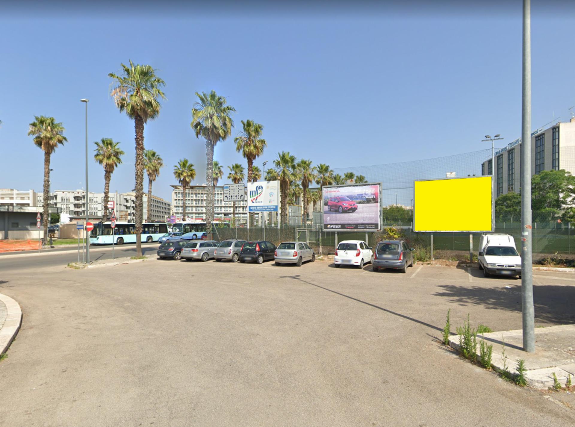 Impianto POSTER a Lecce, in zona Terminal Bar