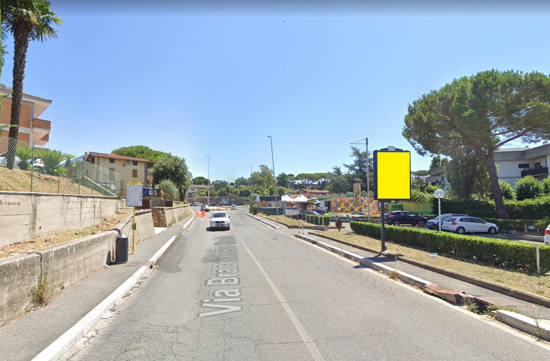 Impianto CARTELLONISTICA a Roma, in zona Le Piramidi