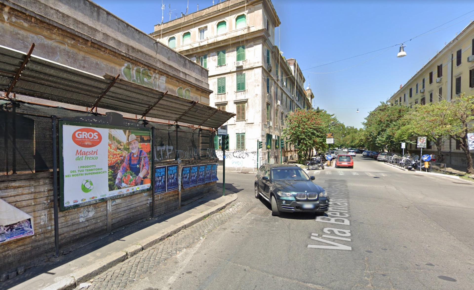 Impianto POSTER a Roma, in zona Mordi e Vai