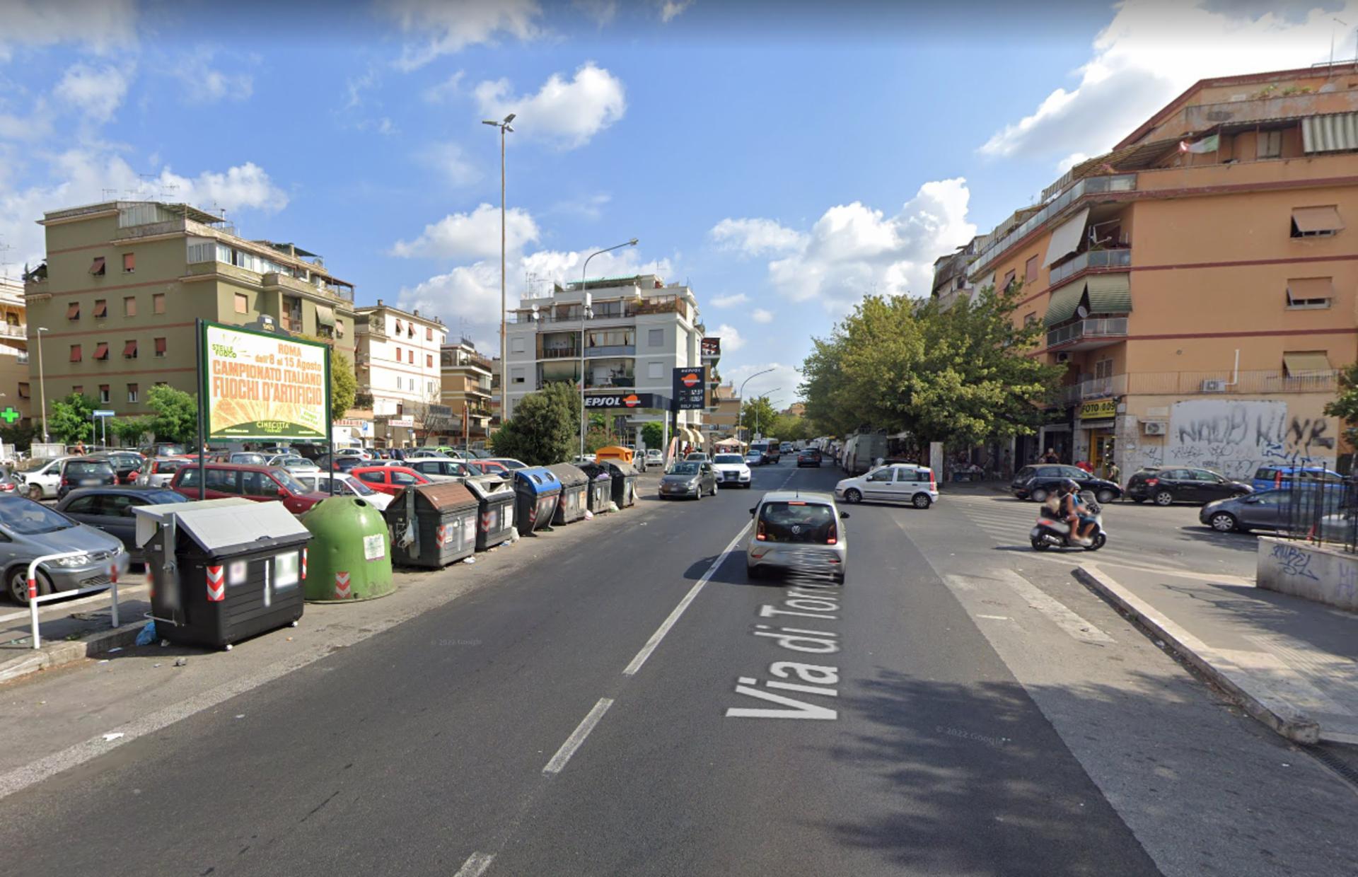 Impianto POSTER a Roma, in zona Oviesse