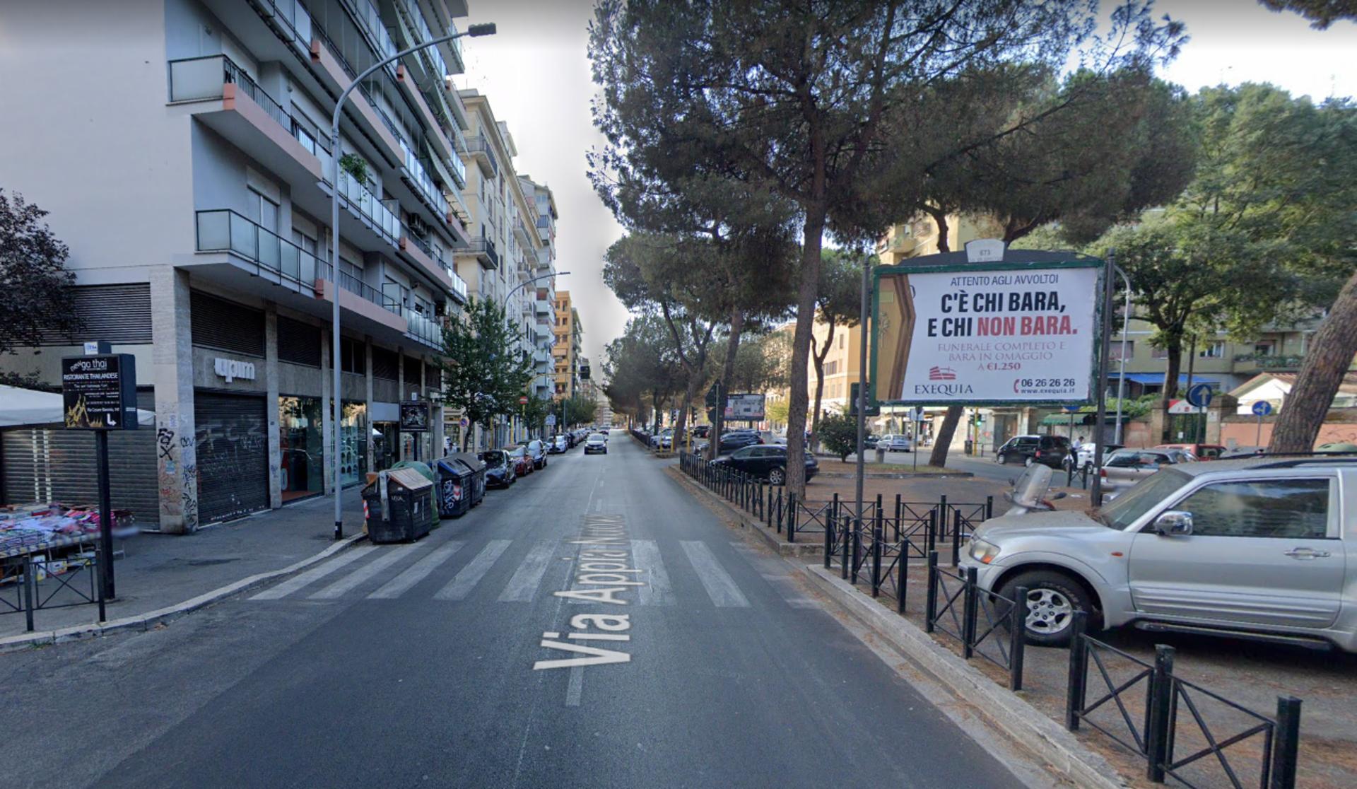 Impianto POSTER a Roma, in zona Outlet della scarpa