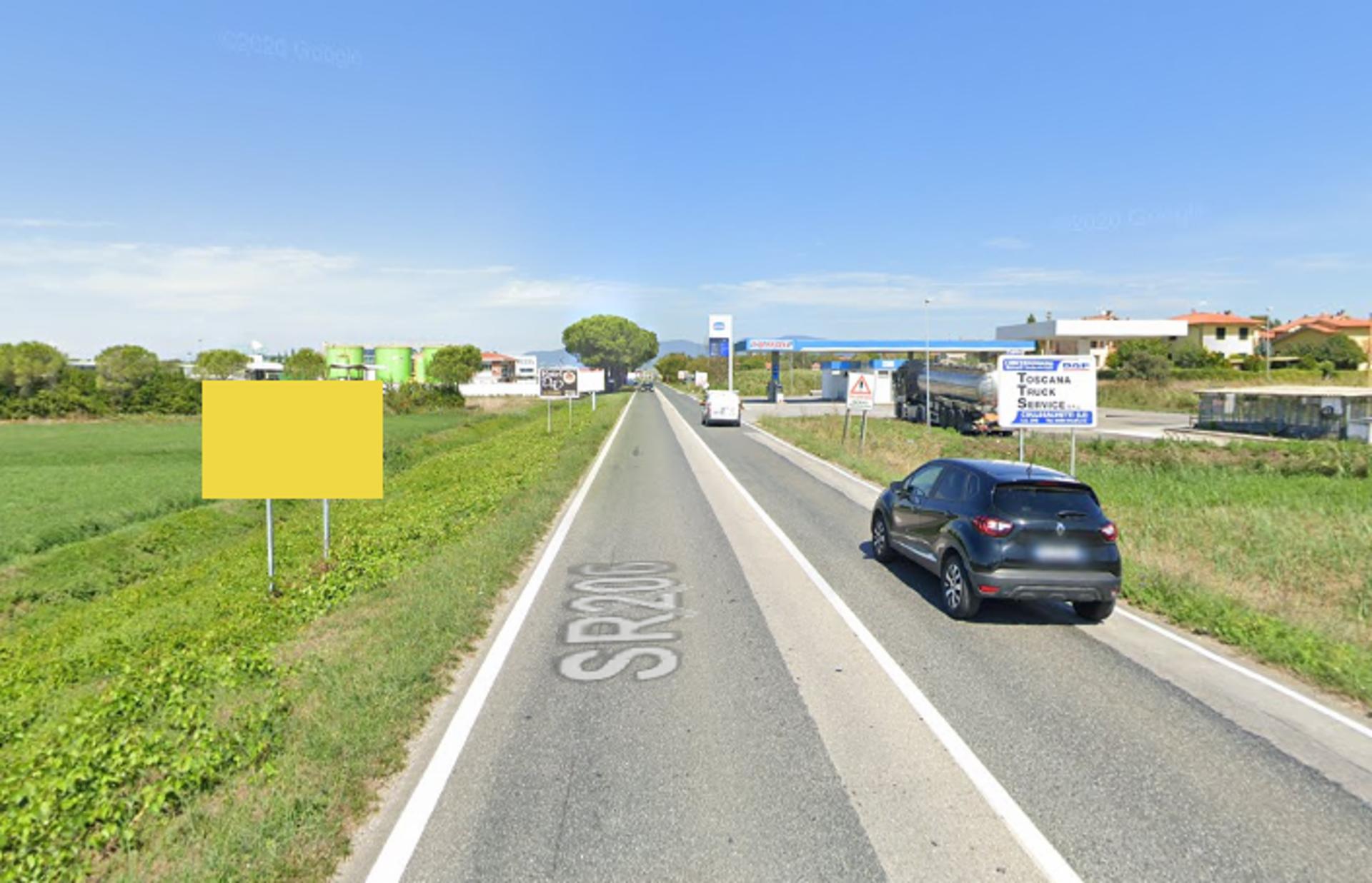 Impianto CARTELLONISTICA a Collesalvetti, in zona Bar Gigi