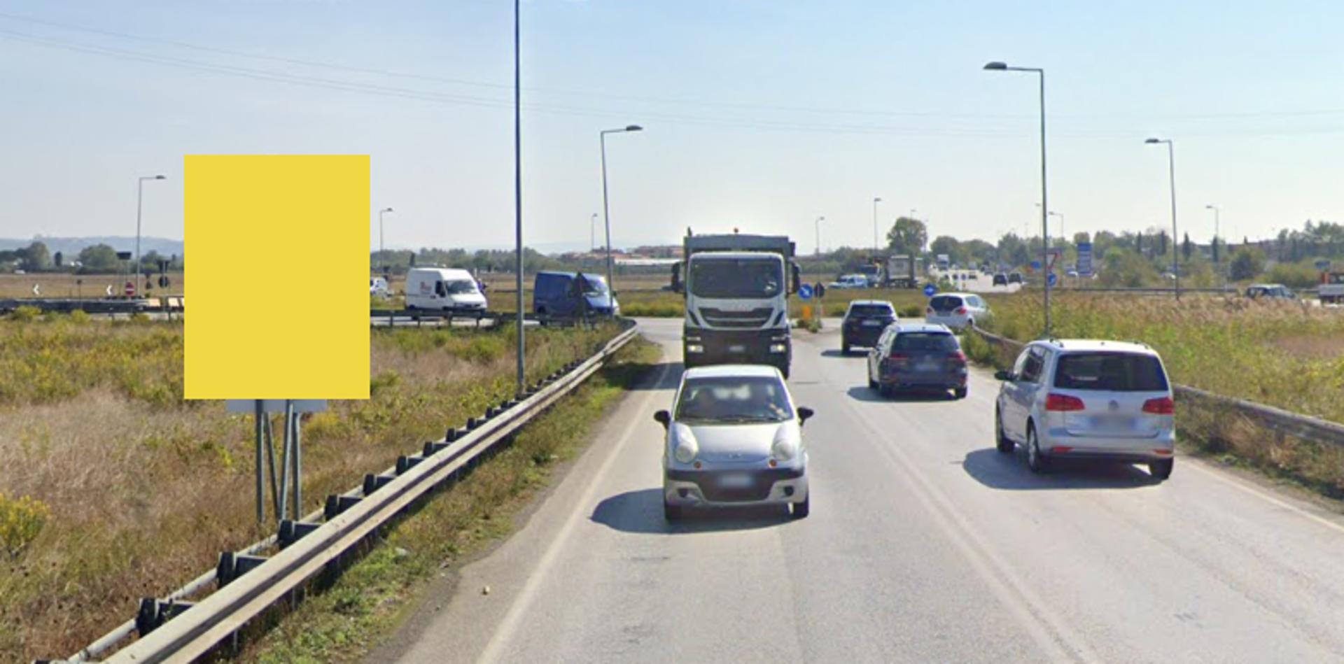 Impianto CARTELLONISTICA a Pontedera, in zona Piazzale Giovanni Paolo II