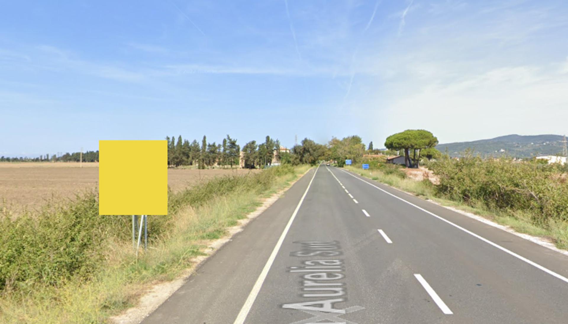 Impianto CARTELLONISTICA a Piombino, in zona Da Alcide