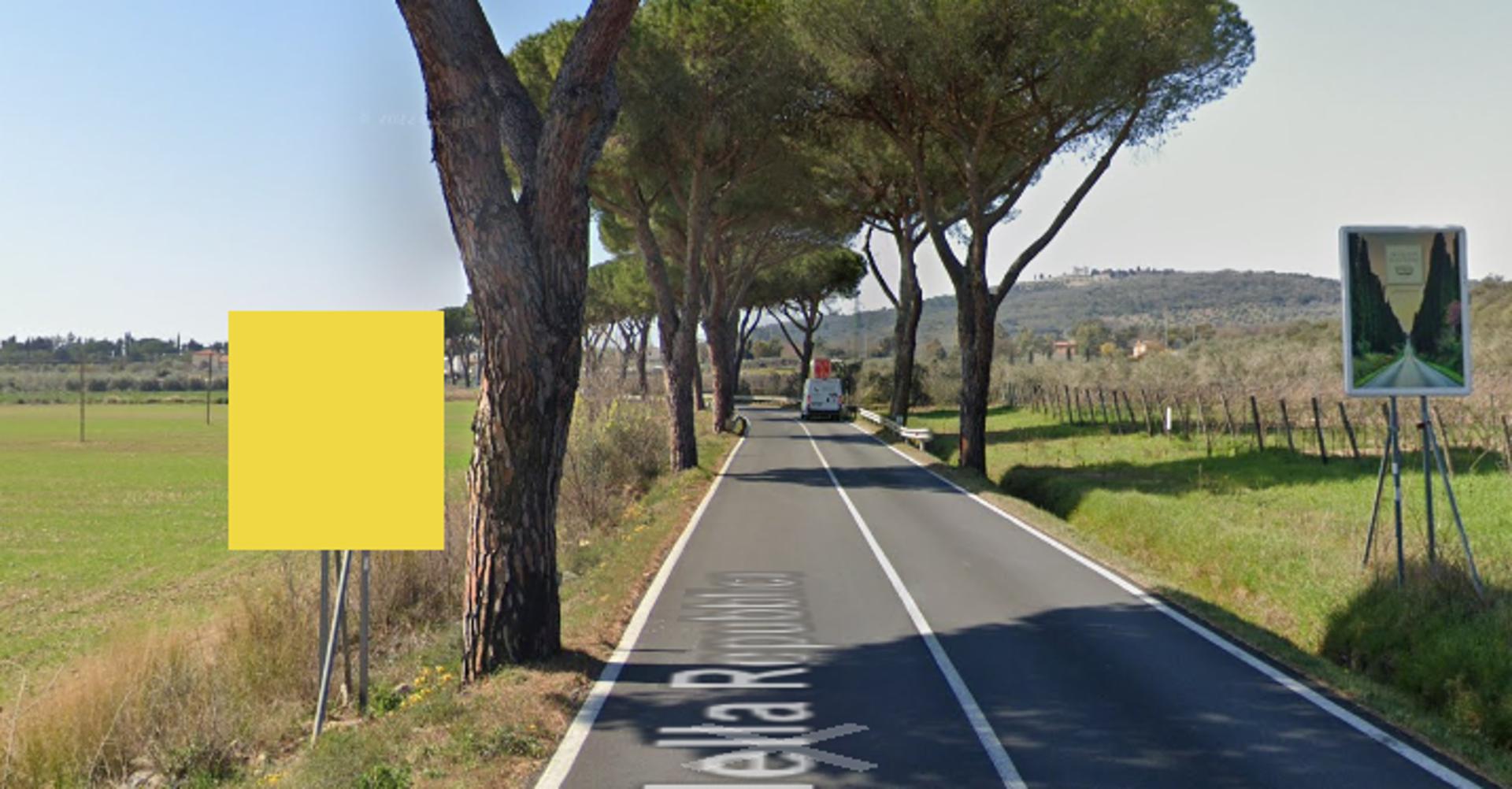 Impianto CARTELLONISTICA a Campiglia Marittima, in zona Farmacia Cafaggio