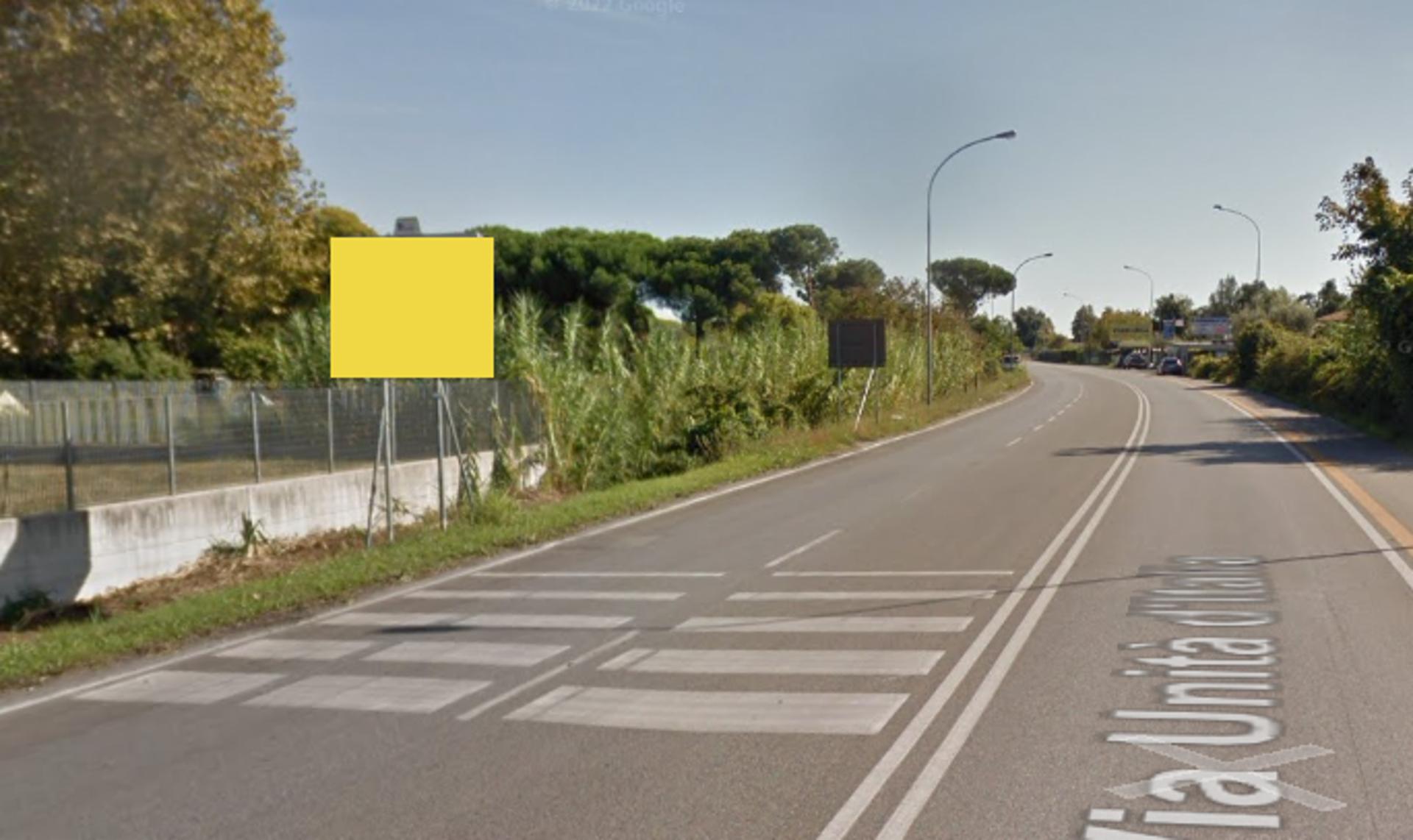Impianto CARTELLONISTICA a Pietrasanta, in zona Tamoil