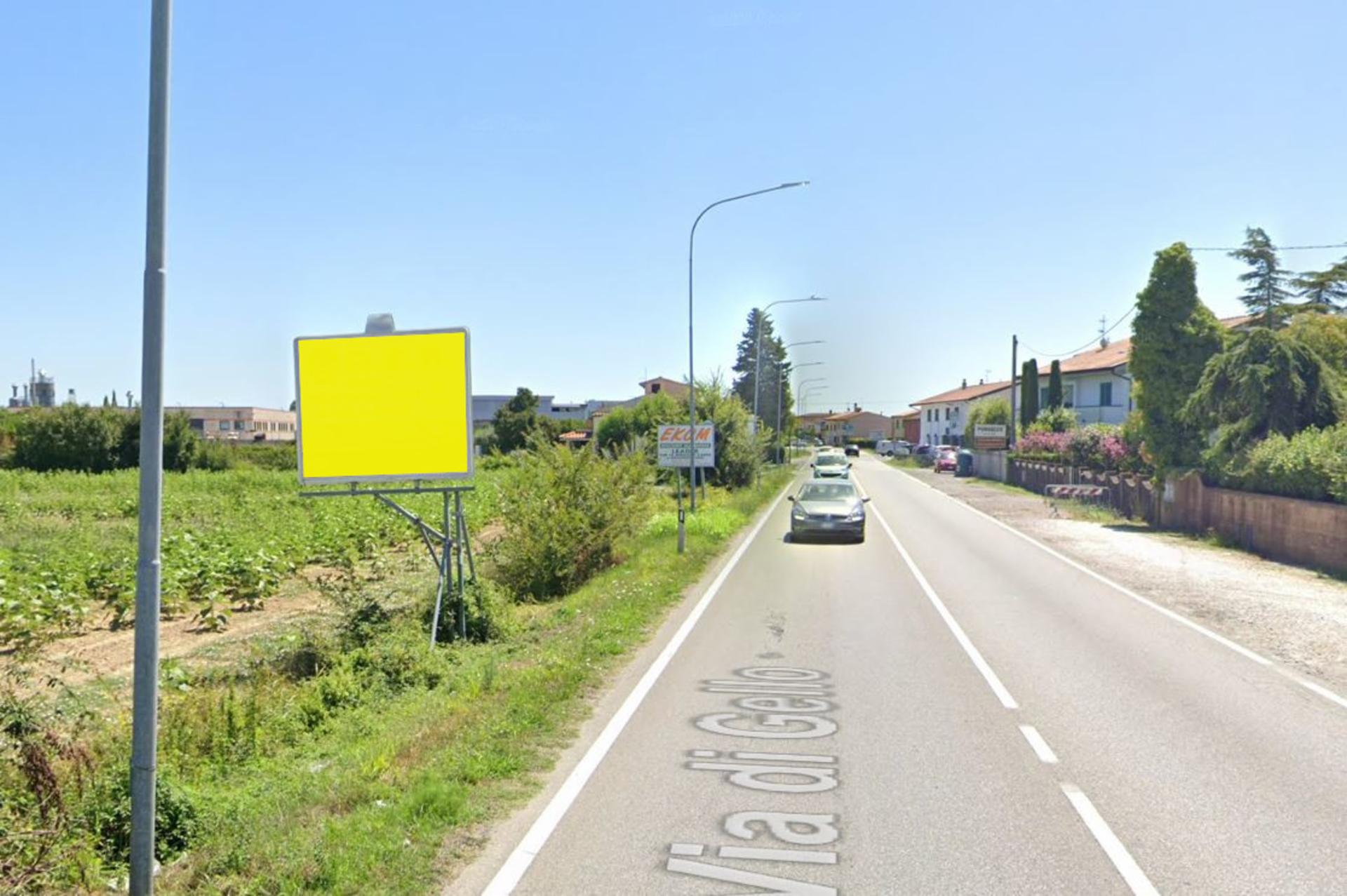 Impianto CARTELLONISTICA a Ponsacco, in zona Guerrini arredamenti