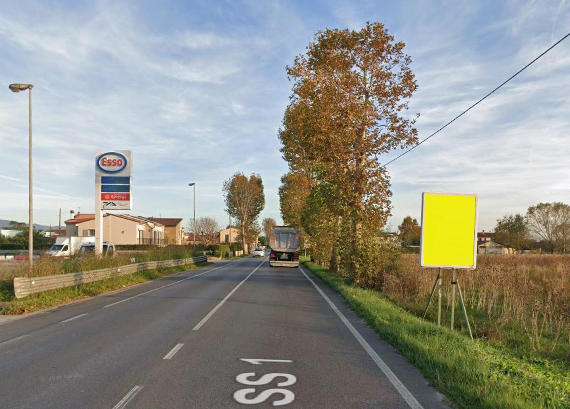Impianto CARTELLONISTICA a San Giuliano Terme, in zona Pasticceria Leoni
