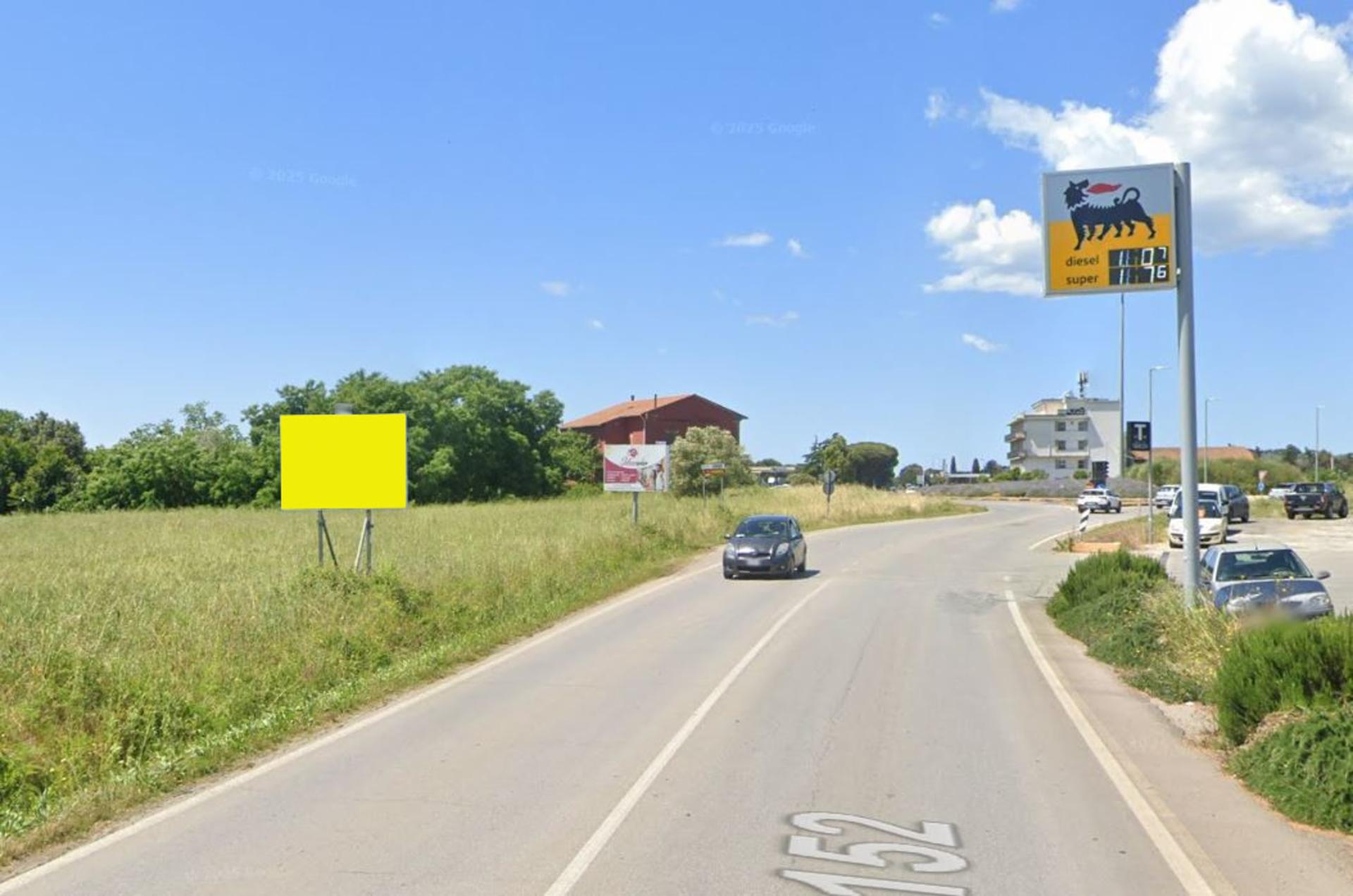 Impianto CARTELLONISTICA a Follonica, in zona Euronics