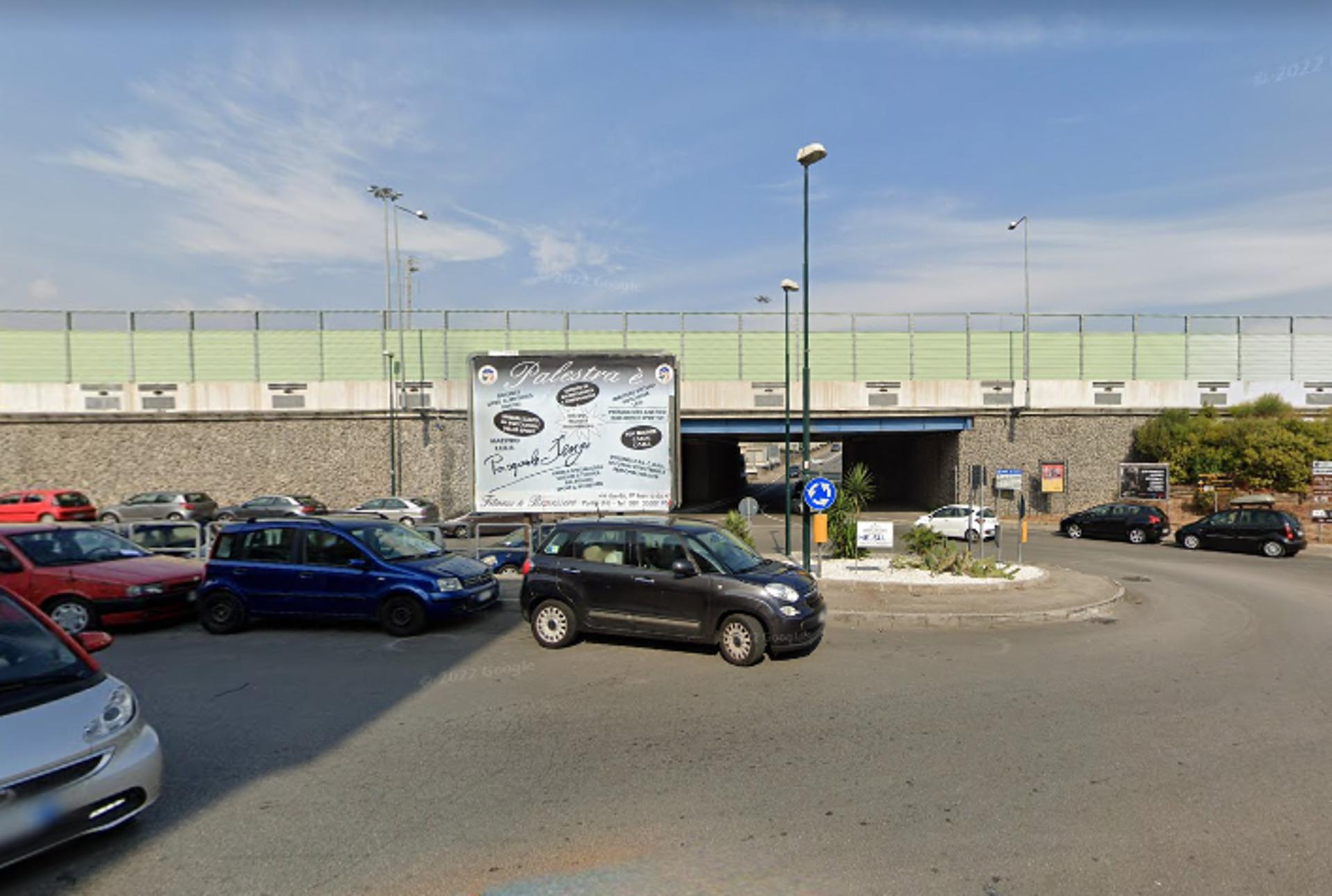 Impianto POSTER a Portici, in zona Villa La Colombaia