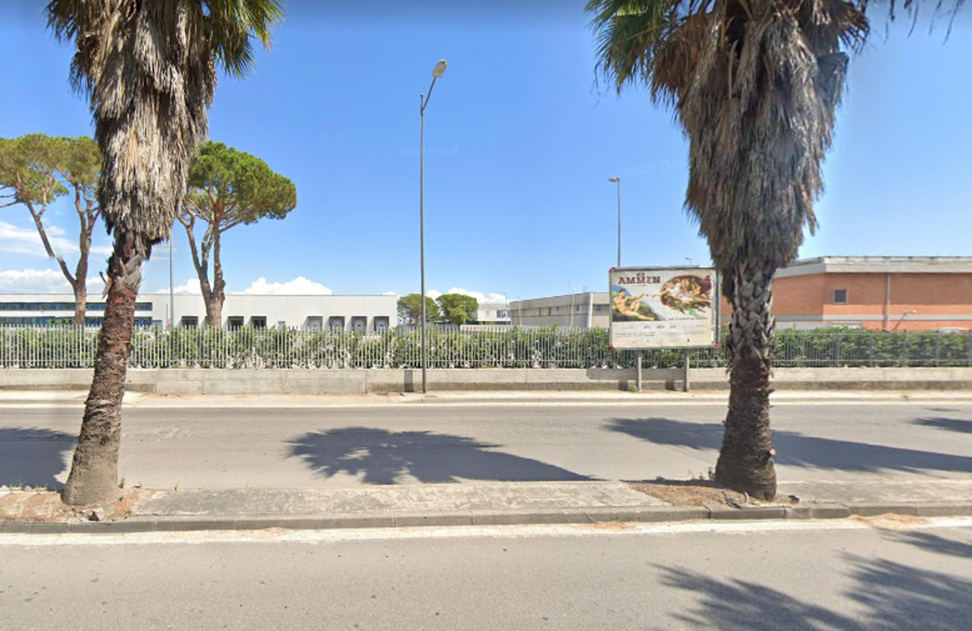Impianto POSTER a Salerno, in zona Conviene XXL Salerno