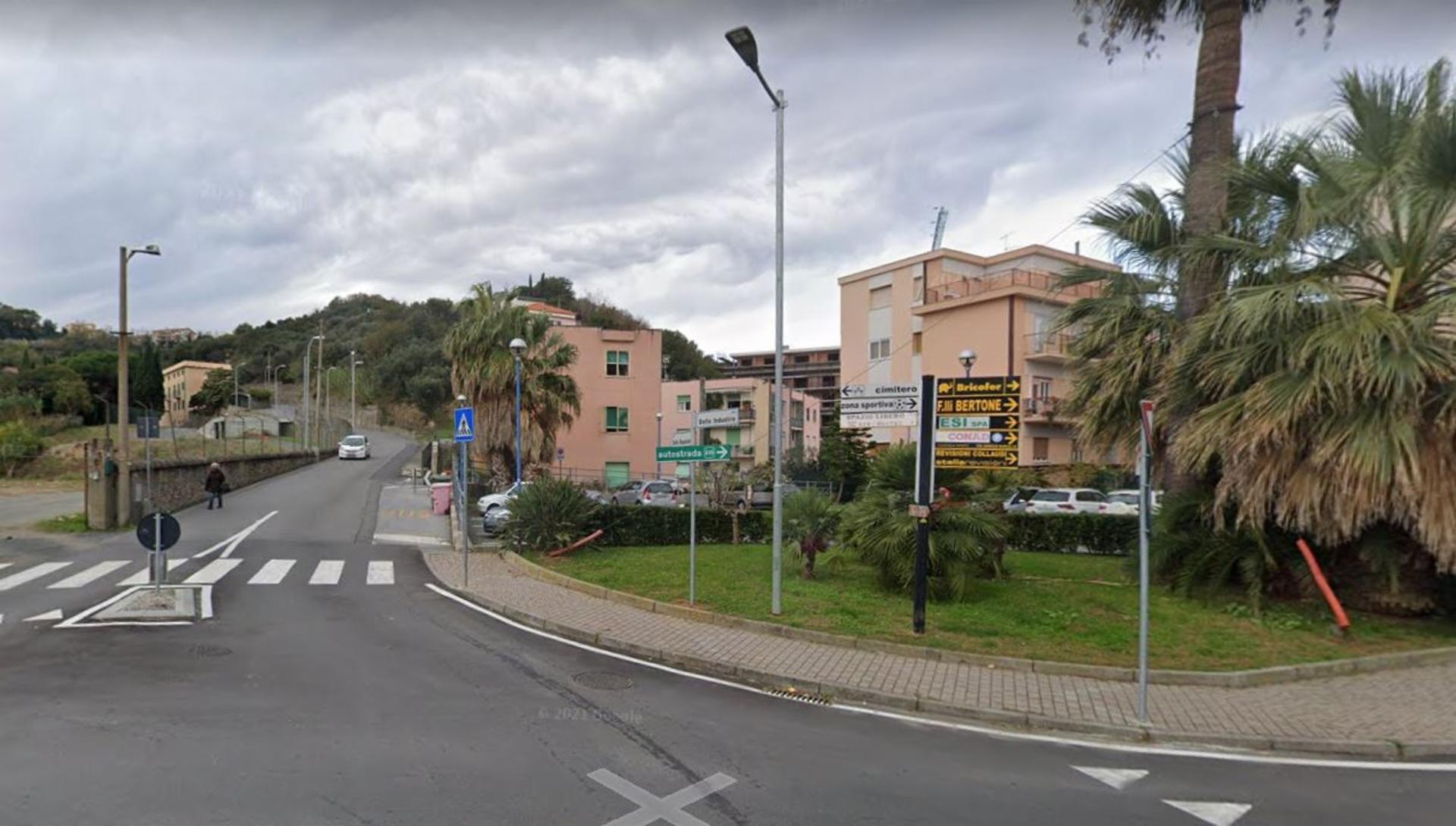 Impianto FRECCE / PREINSEGNE a Albisola Superiore, in zona Bar Grana