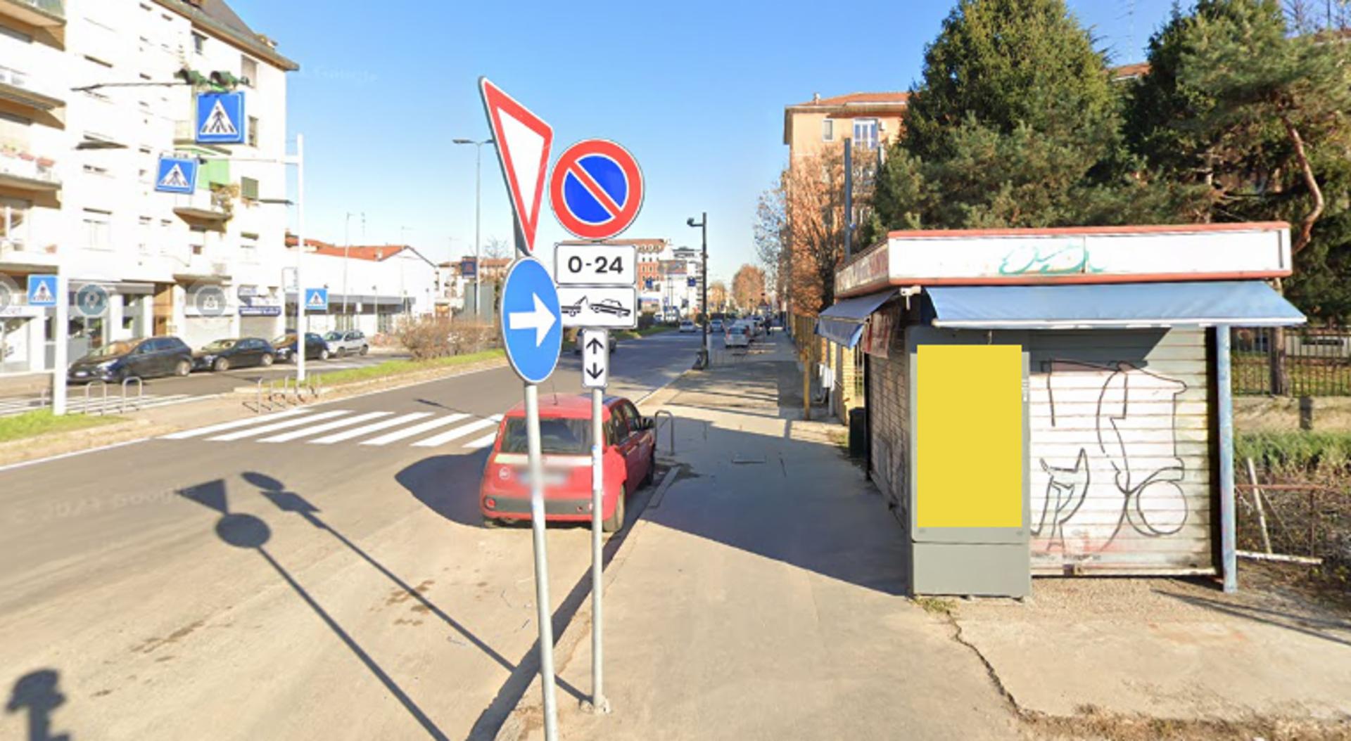 Impianto TOTEM DIGITALE a Milano, in zona Misterpoke