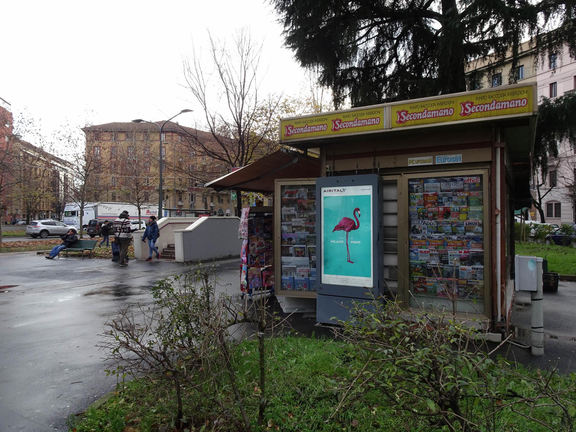 Impianto TOTEM DIGITALE a Milano, in zona Minimarket Istria