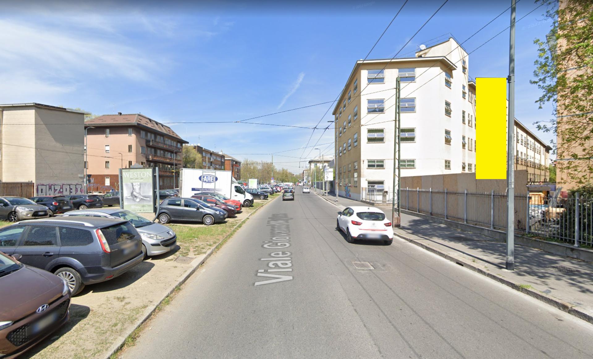Impianto VERTICAL BANNER a Milano, in zona Ecooking World