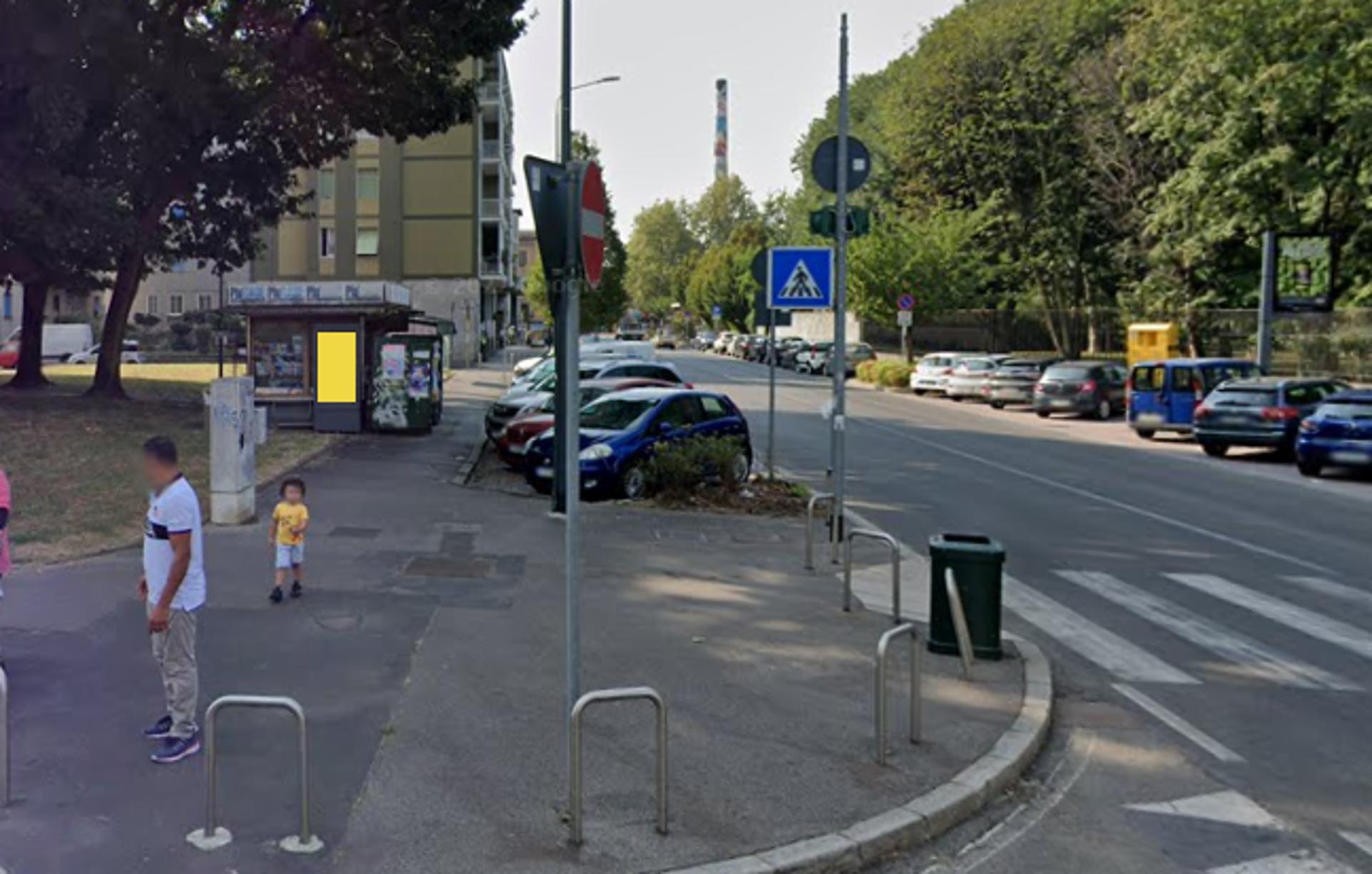 Impianto TOTEM DIGITALE a Milano, in zona Sol Style