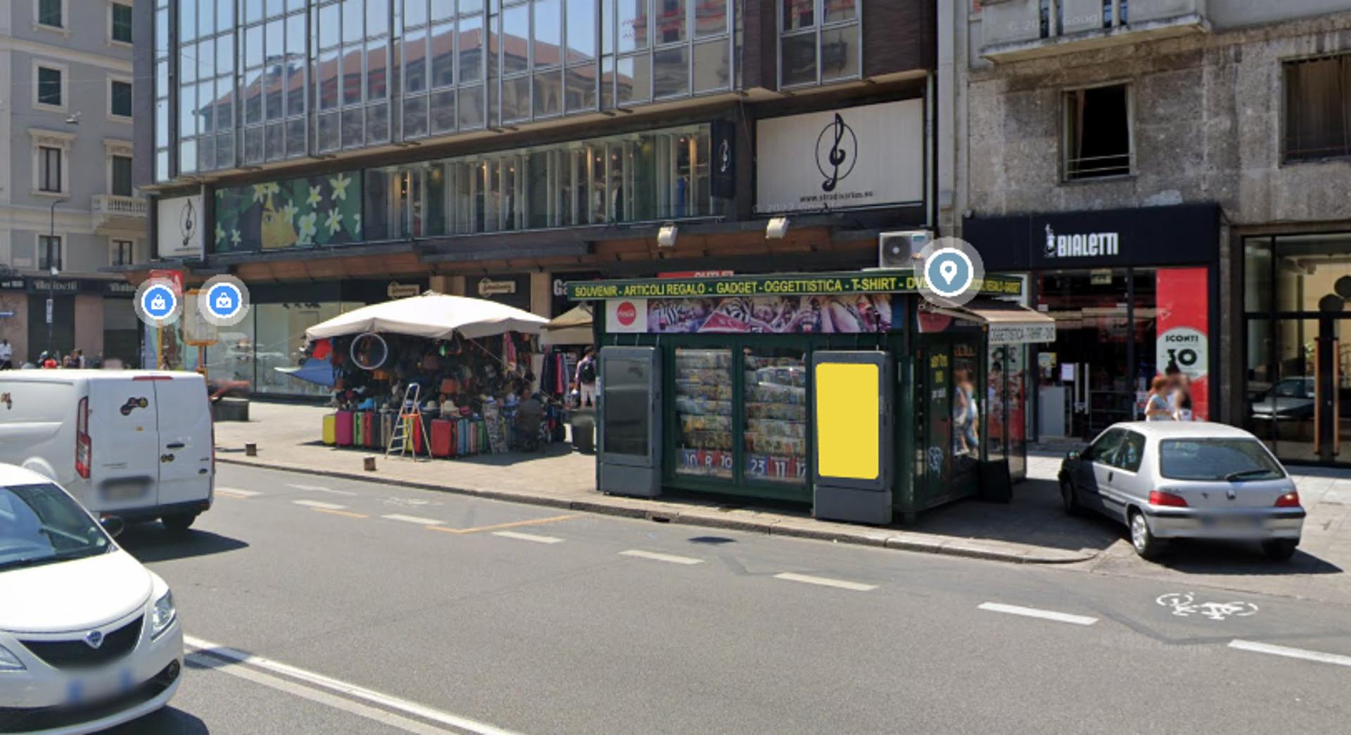 Impianto TOTEM DIGITALE a Milano, in zona Siste's