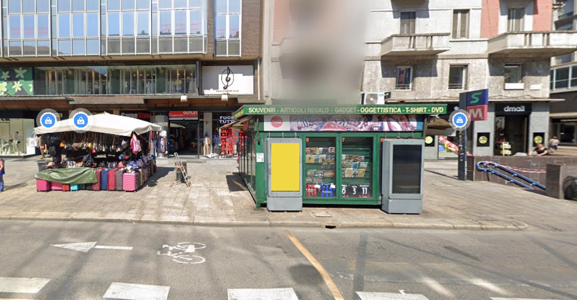 Impianto TOTEM DIGITALE a Milano, in zona Siste's