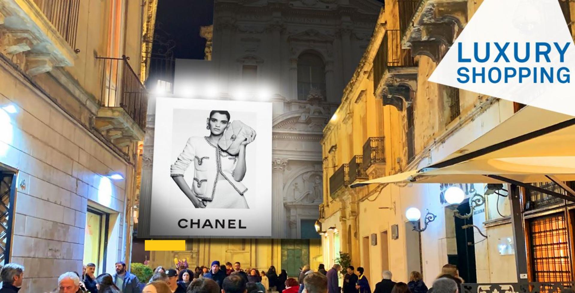 Impianto MAXI AFFISSIONE a Lecce, in zona Chiesa di Sant'Irene dei Teatini