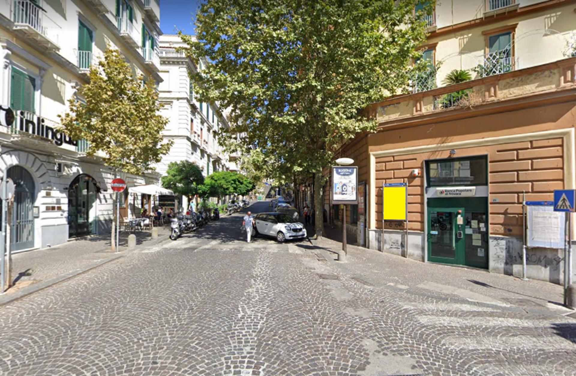 Impianto STENDARDO a Napoli, in zona Acunzo