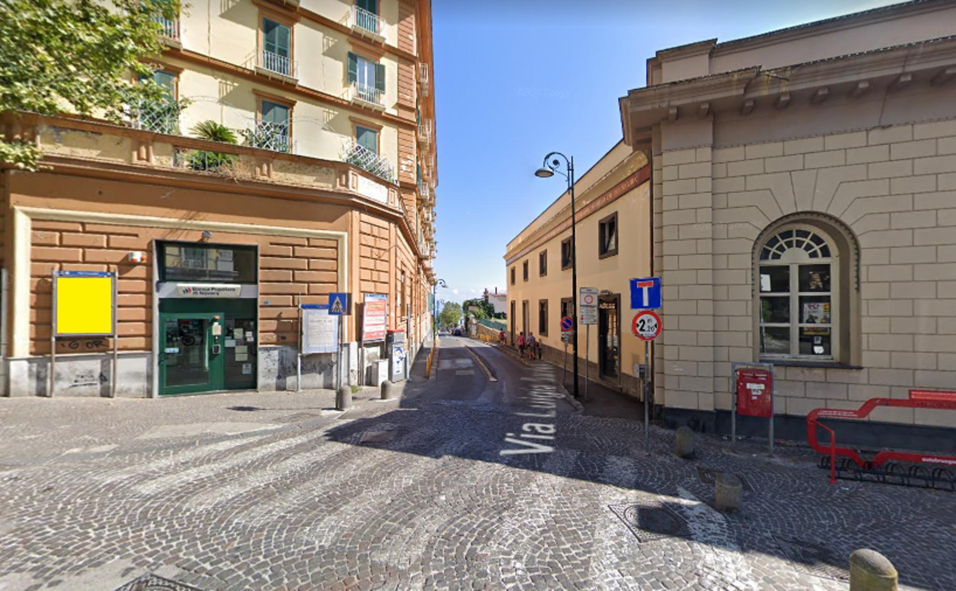 Impianto STENDARDO a Napoli, in zona Acunzo